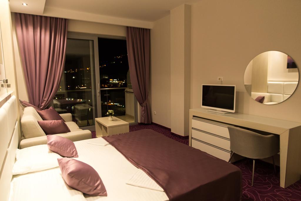 Deluxe Triple Room Sea View