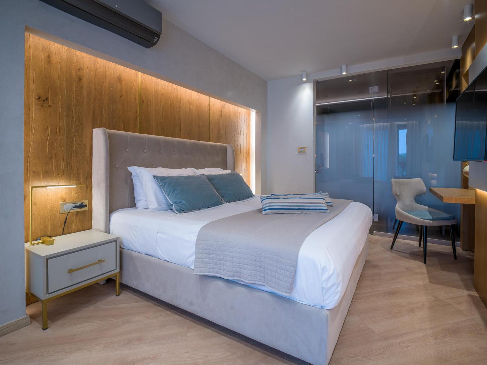 Executive Suite Sea View