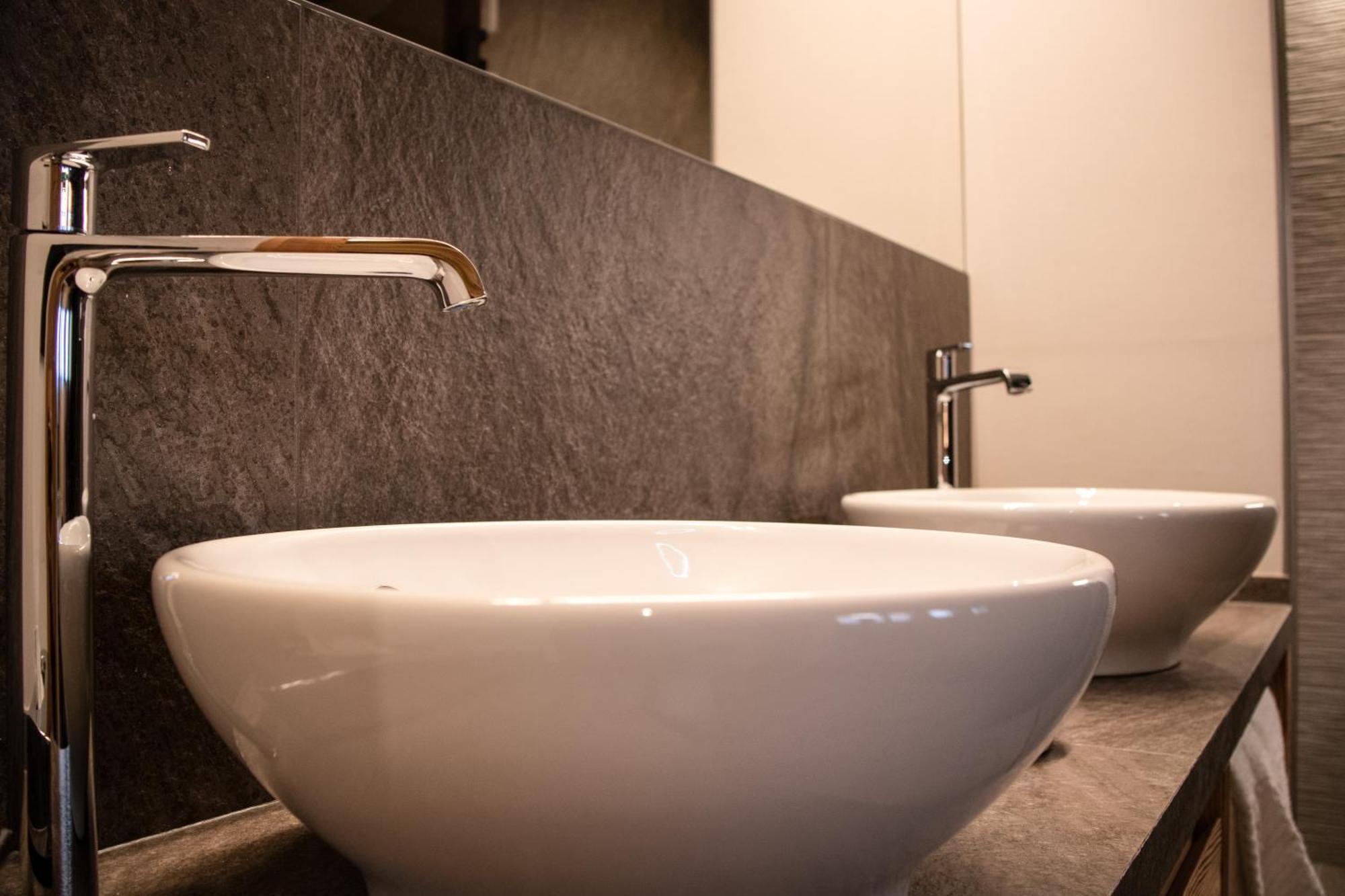 Apartament typu Suite z wanną z hydromasażem