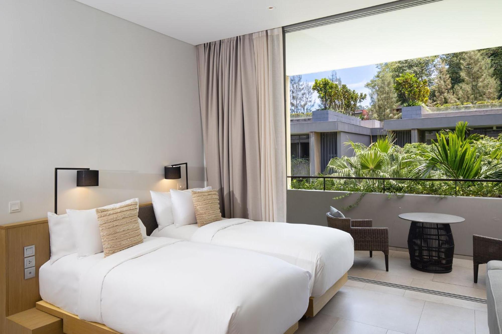 Azure Family Suite
