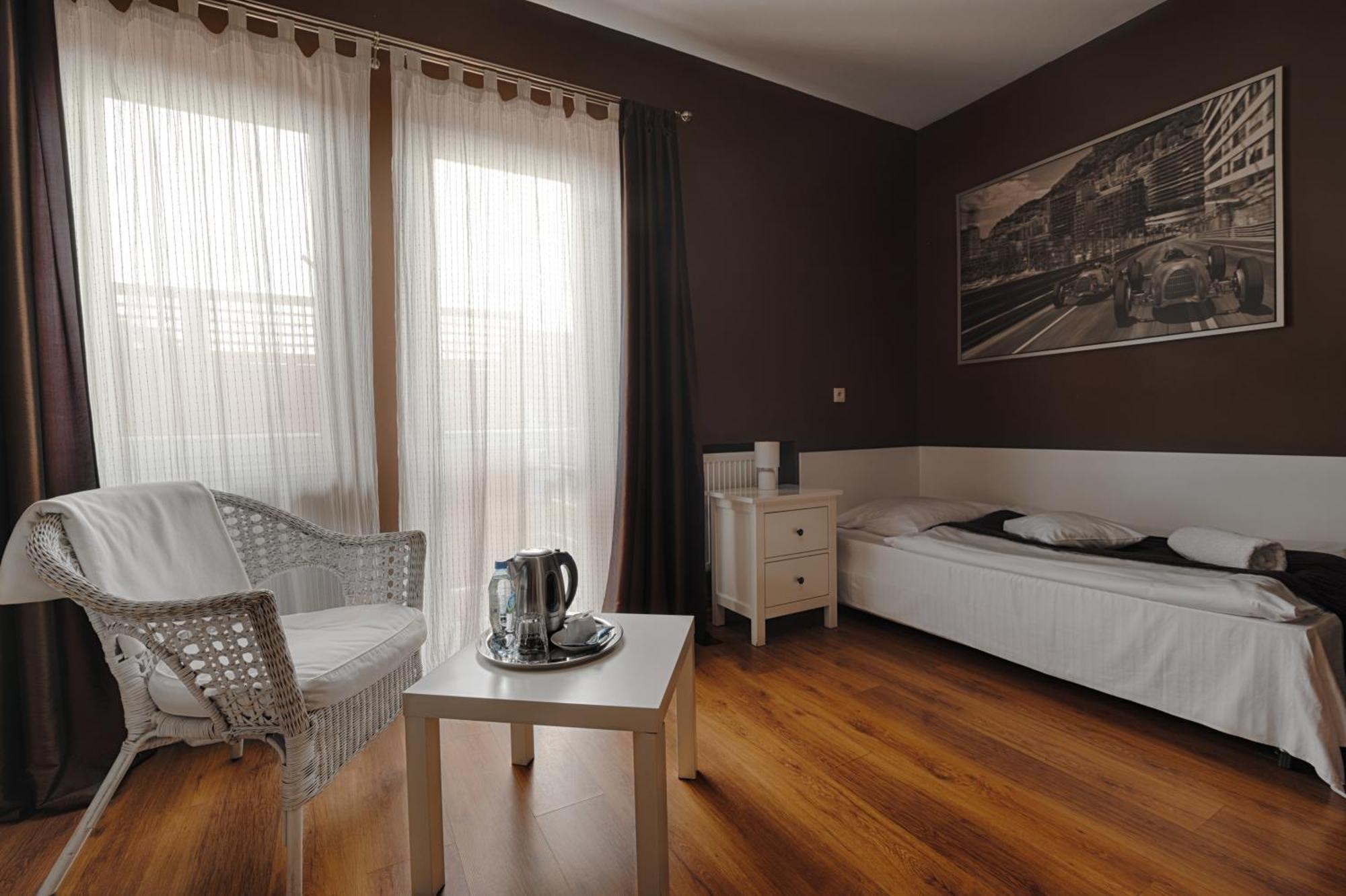 Standard Single Room with Shower,1666028878:JPEG