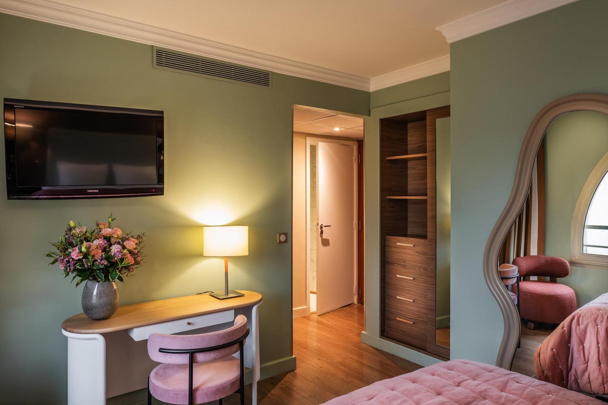Classic Double Room