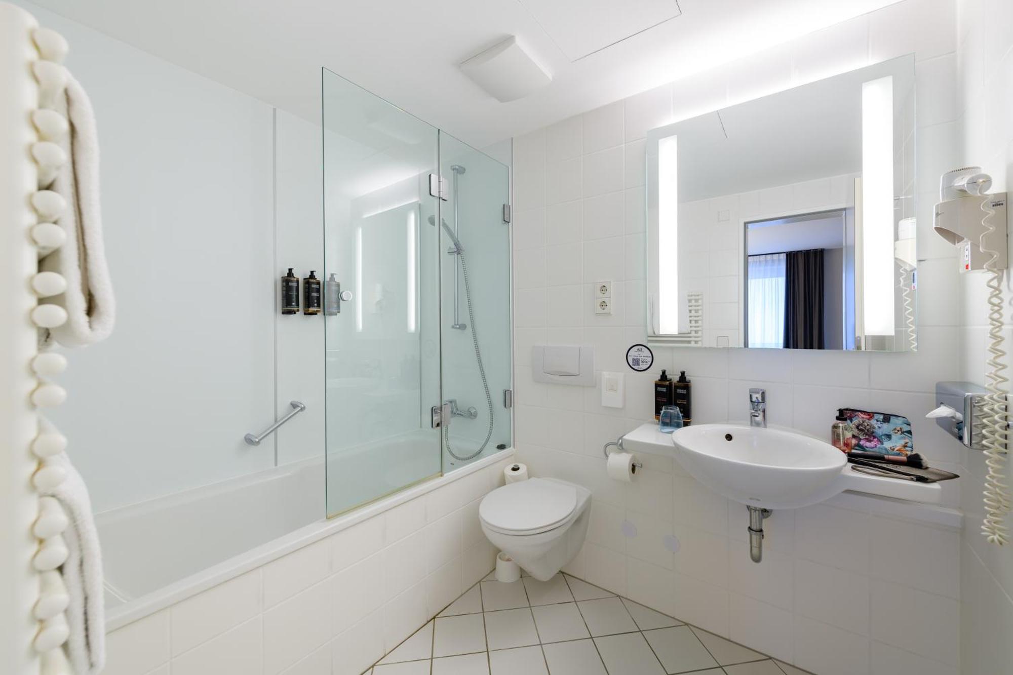 Standard Double Room,1711015222:JPEG