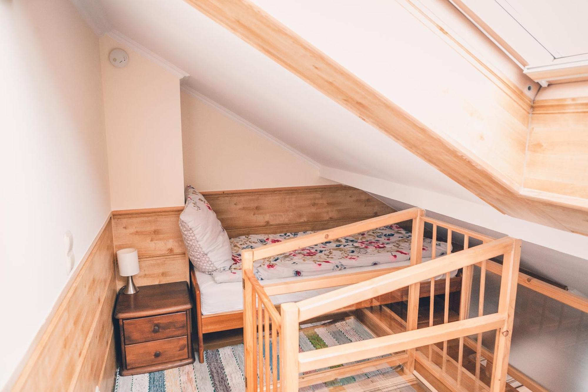 Pokój trzyosobowy z balkonem