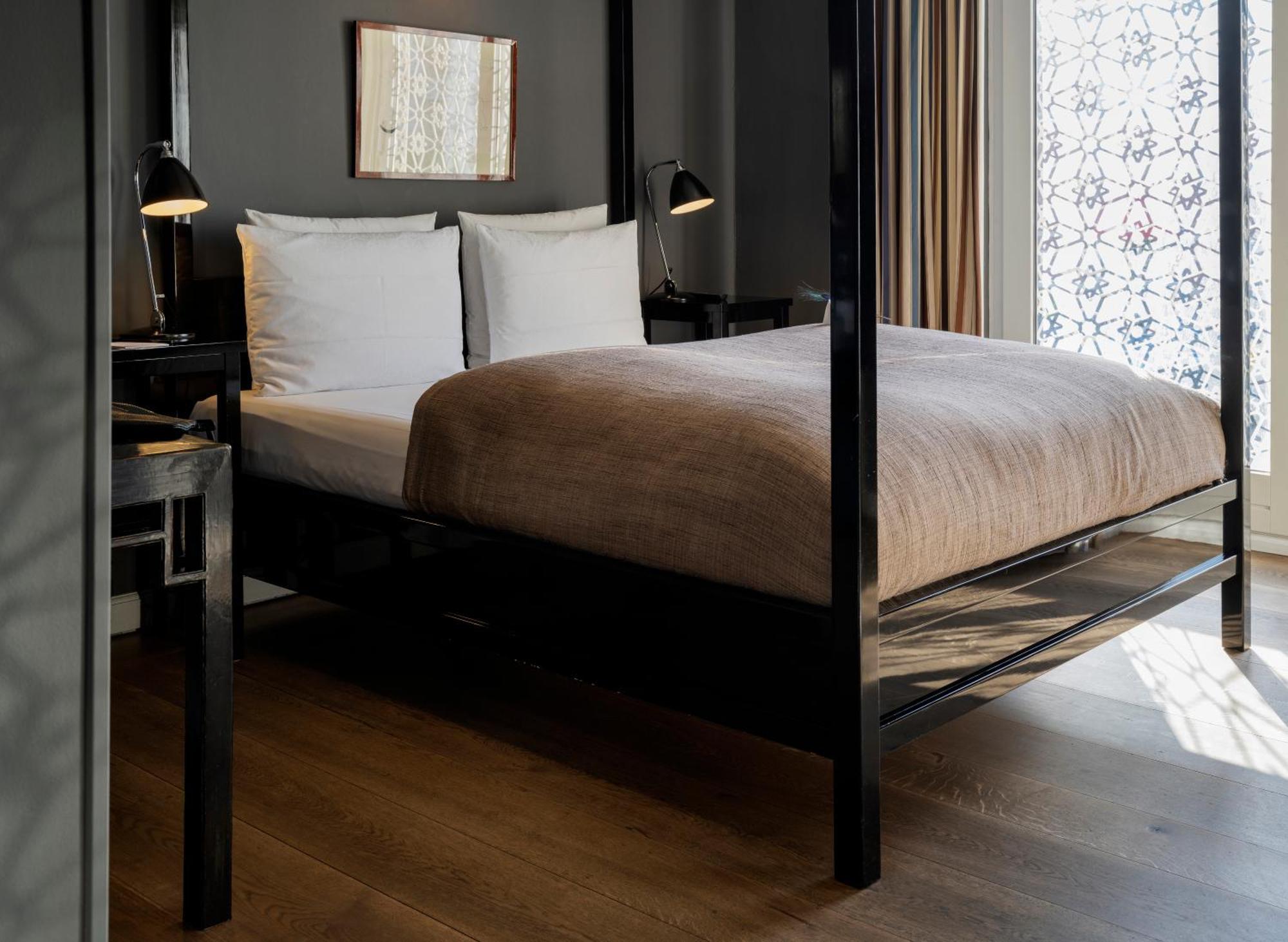 Small Double Room #38