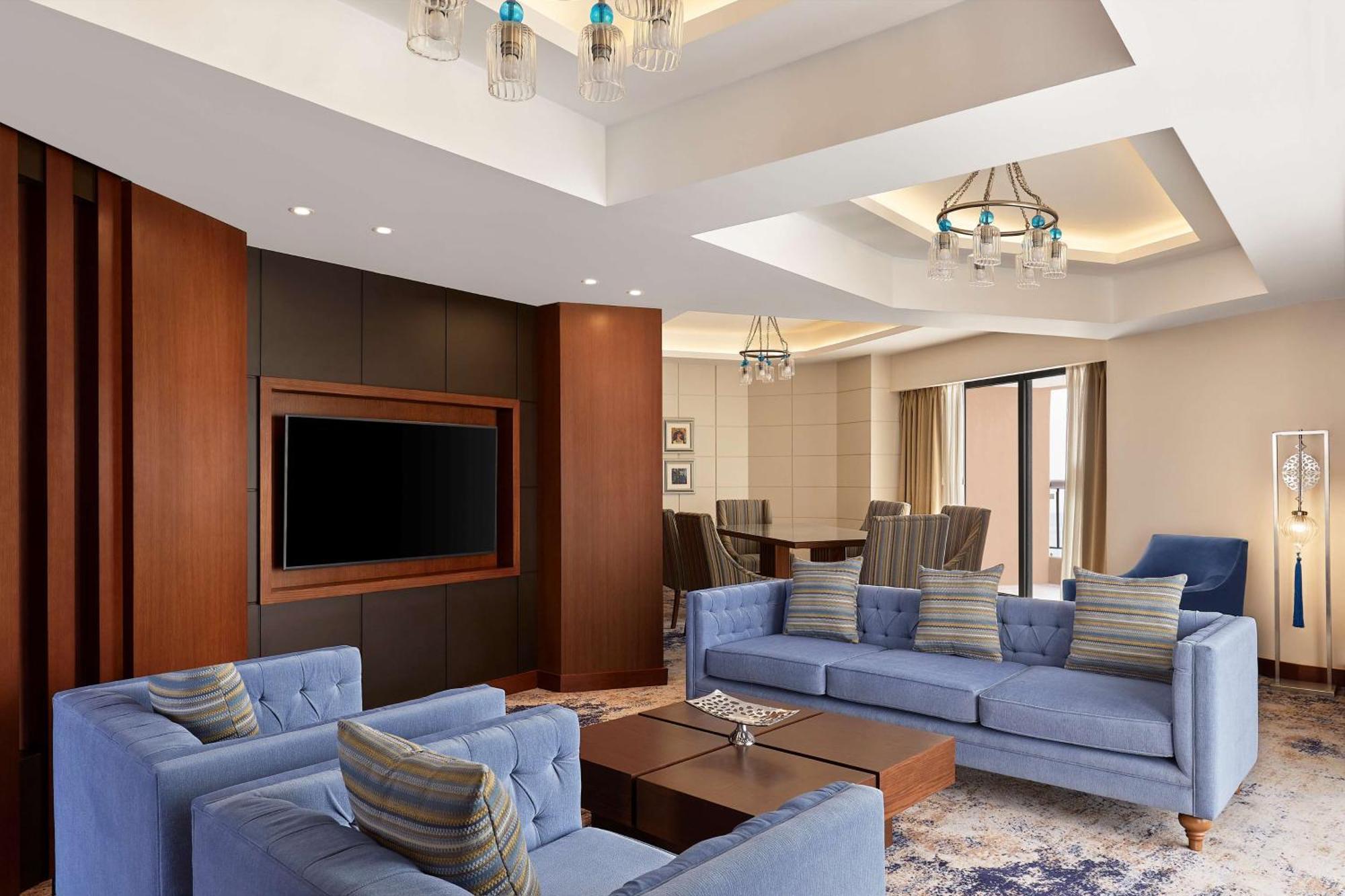 Panoramic Suite