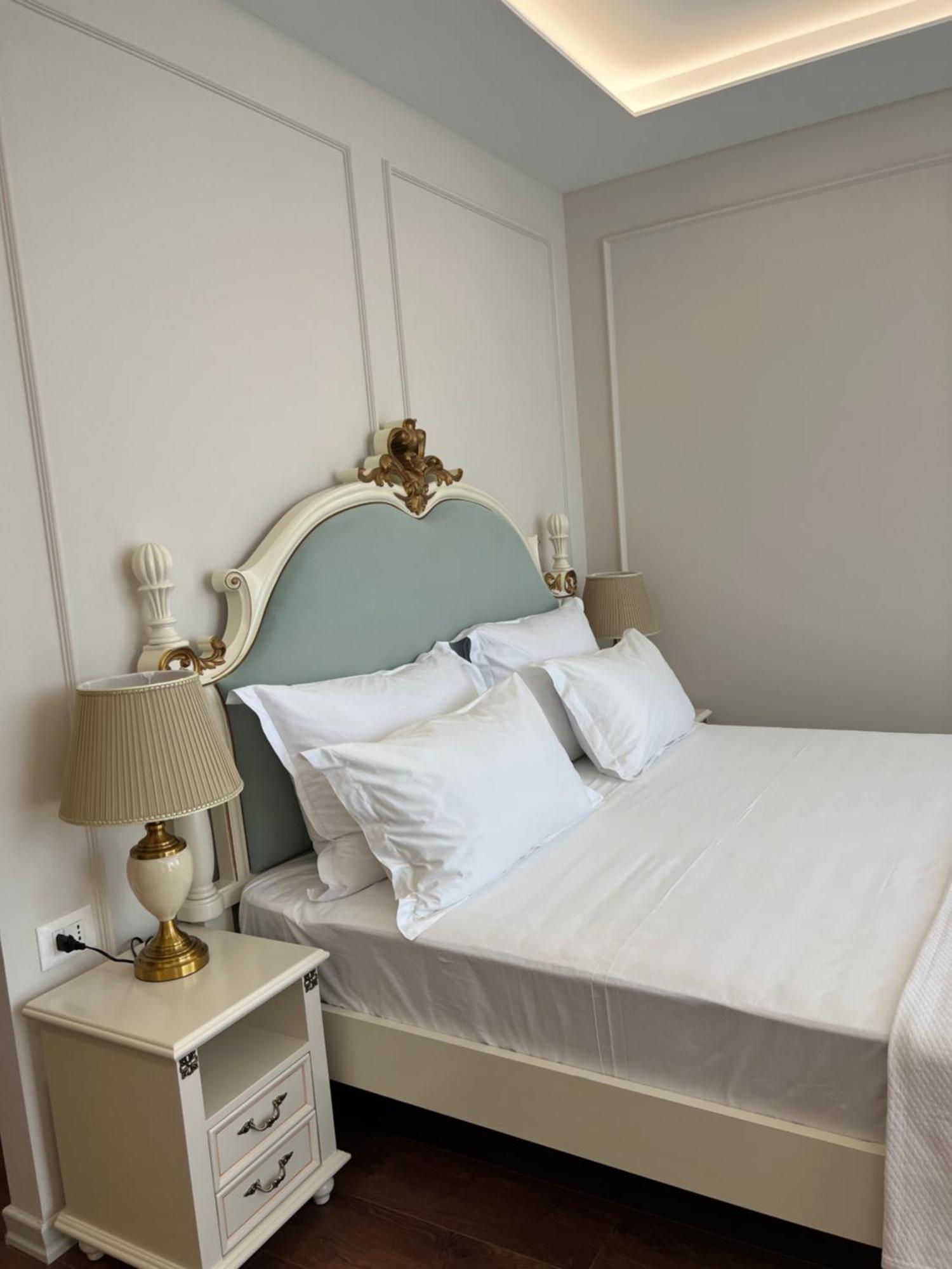 Deluxe King Room,1549871695:JPEG