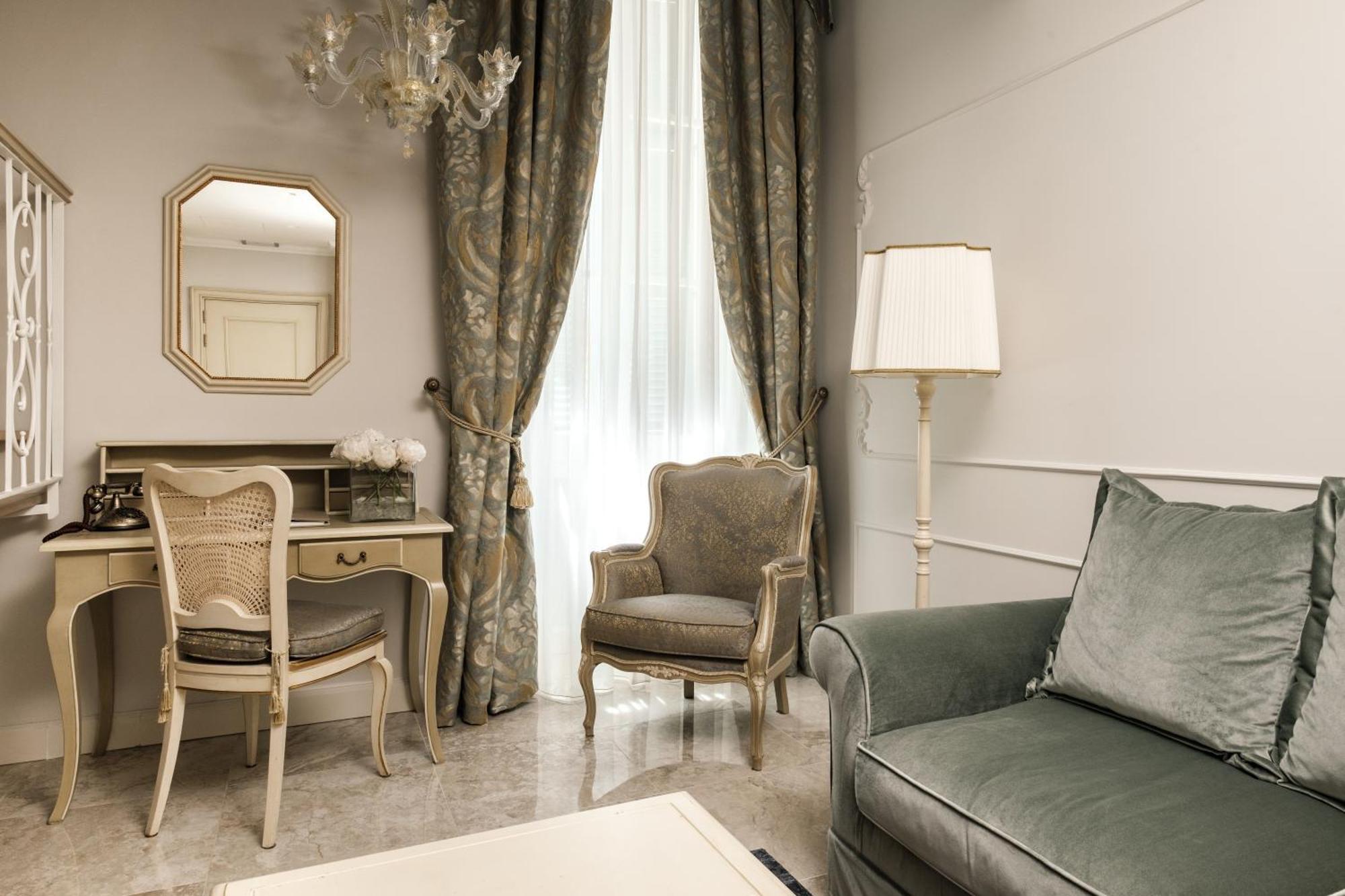 Signature Suite