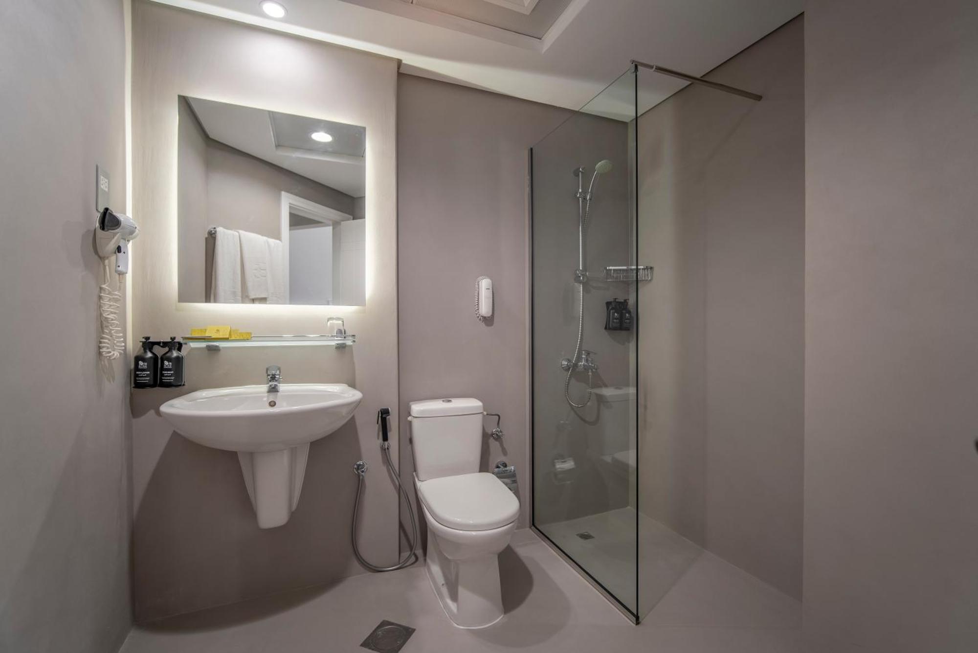 Premium Studio Apartment Balcony