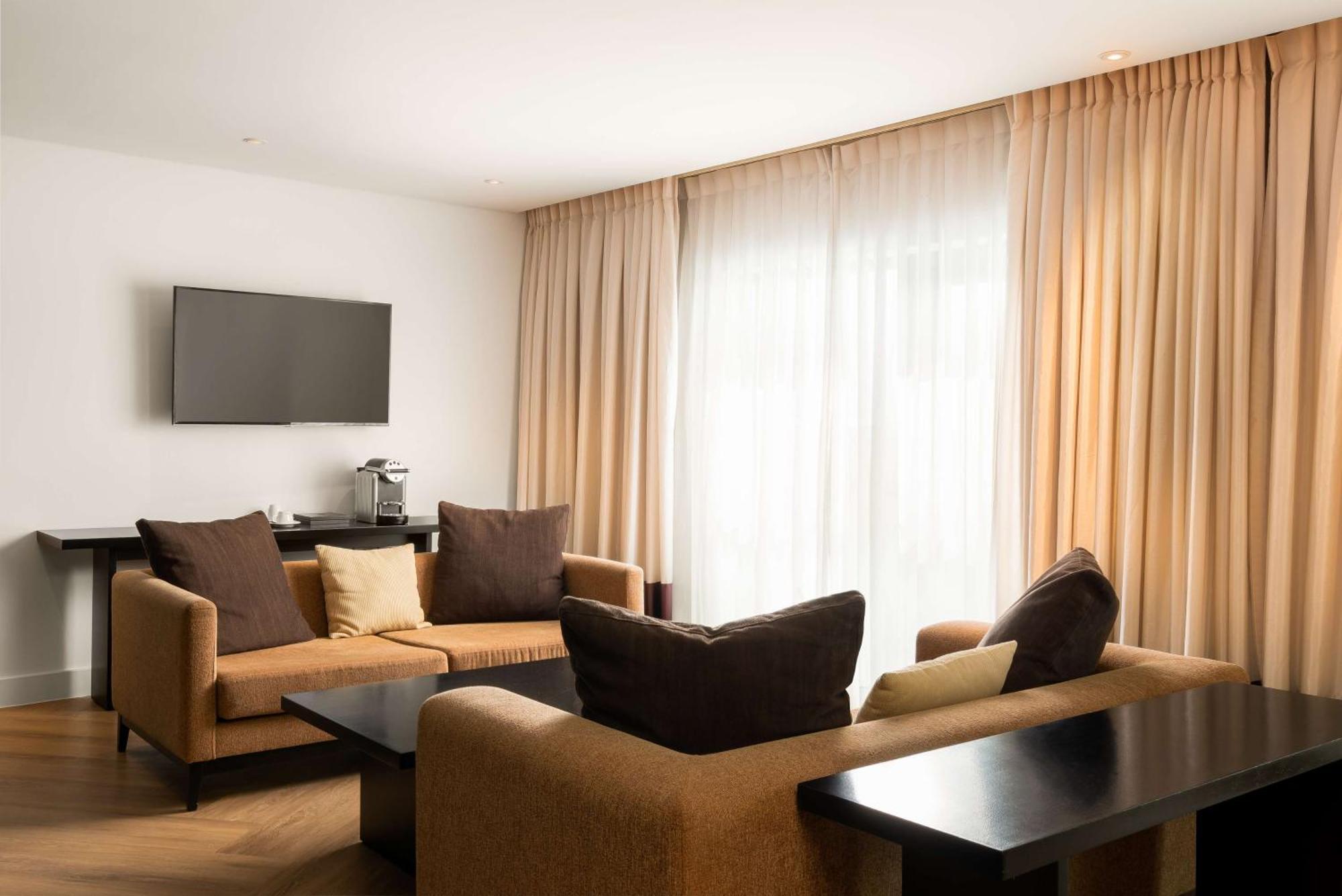 Suite with Lounge Access,1551593668:JPEG