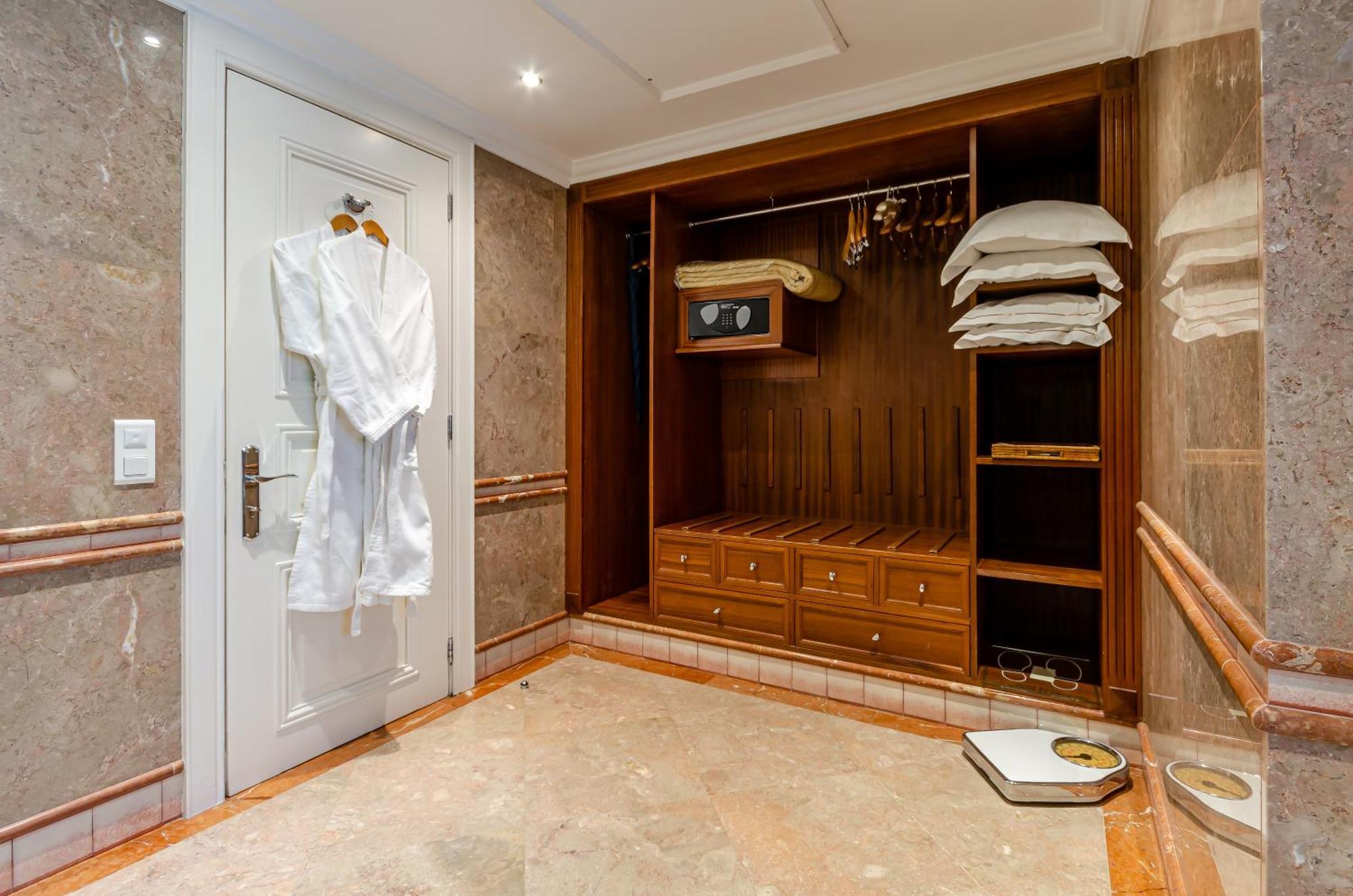 Garden Suite