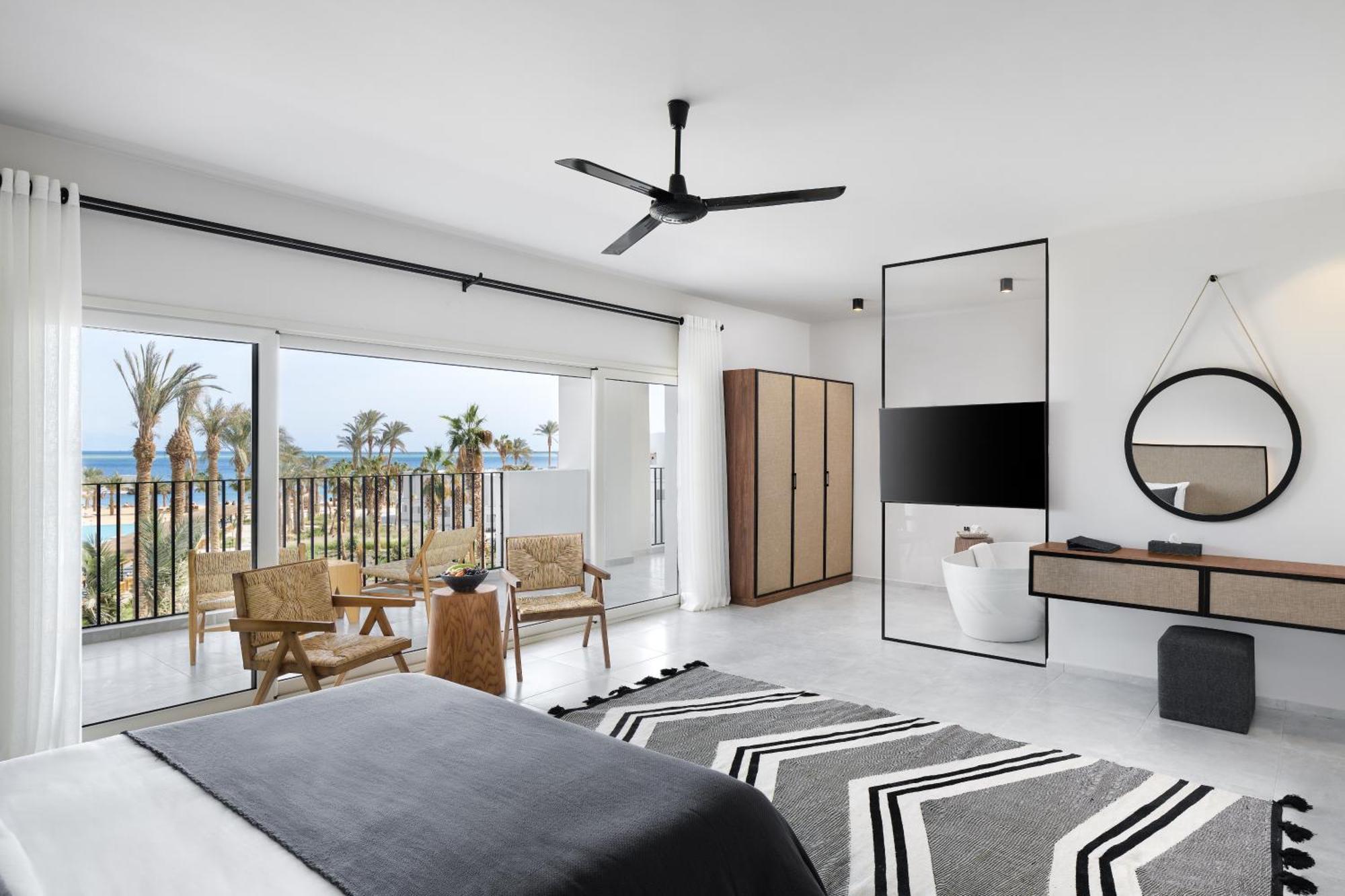Two Bedroom Suite Sea View