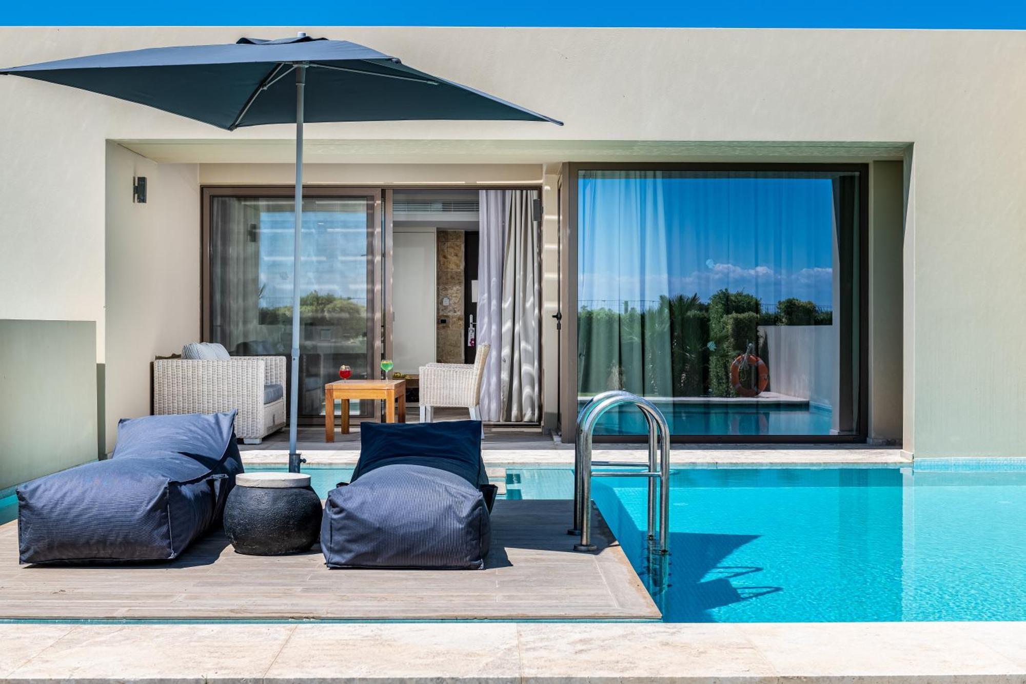 Deluxe Bungalow Suite Private Pool