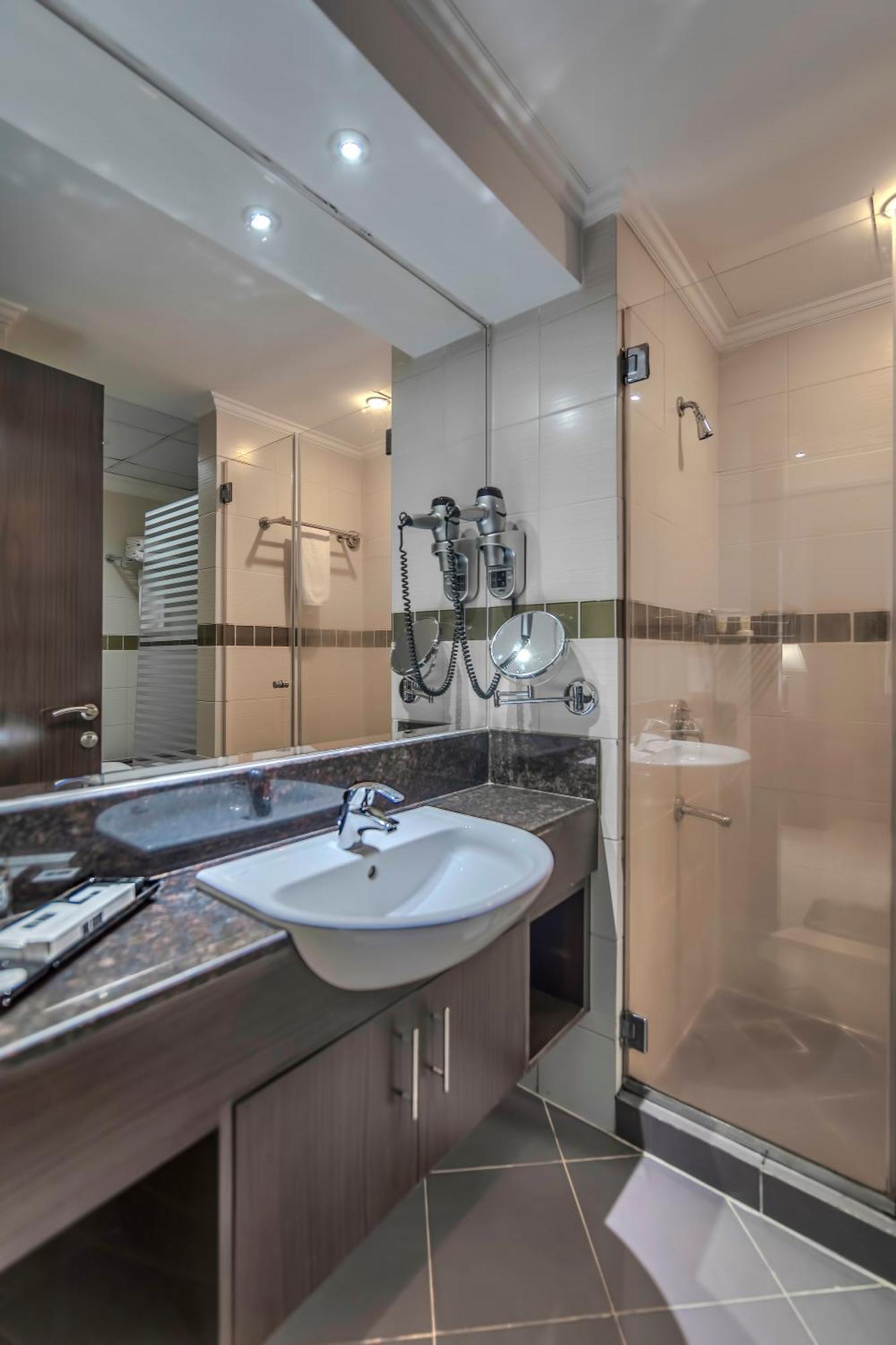 Deluxe Two Bedroom Apartment Balcony