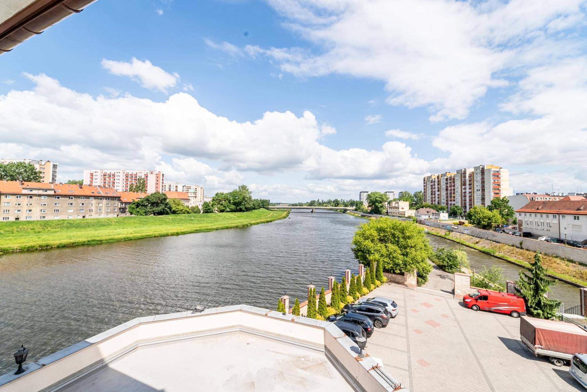 Standard Triple Room,1555998448:JPEG