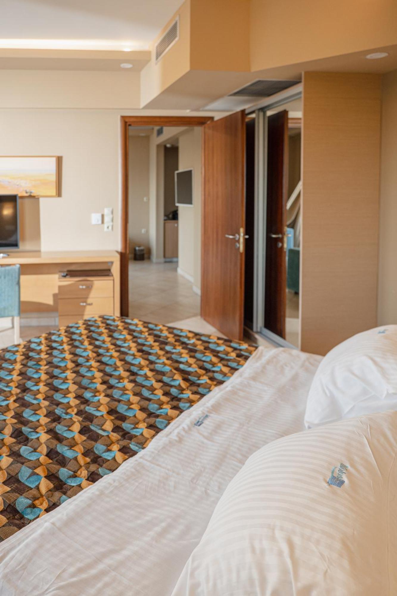 Suite Side Sea View
