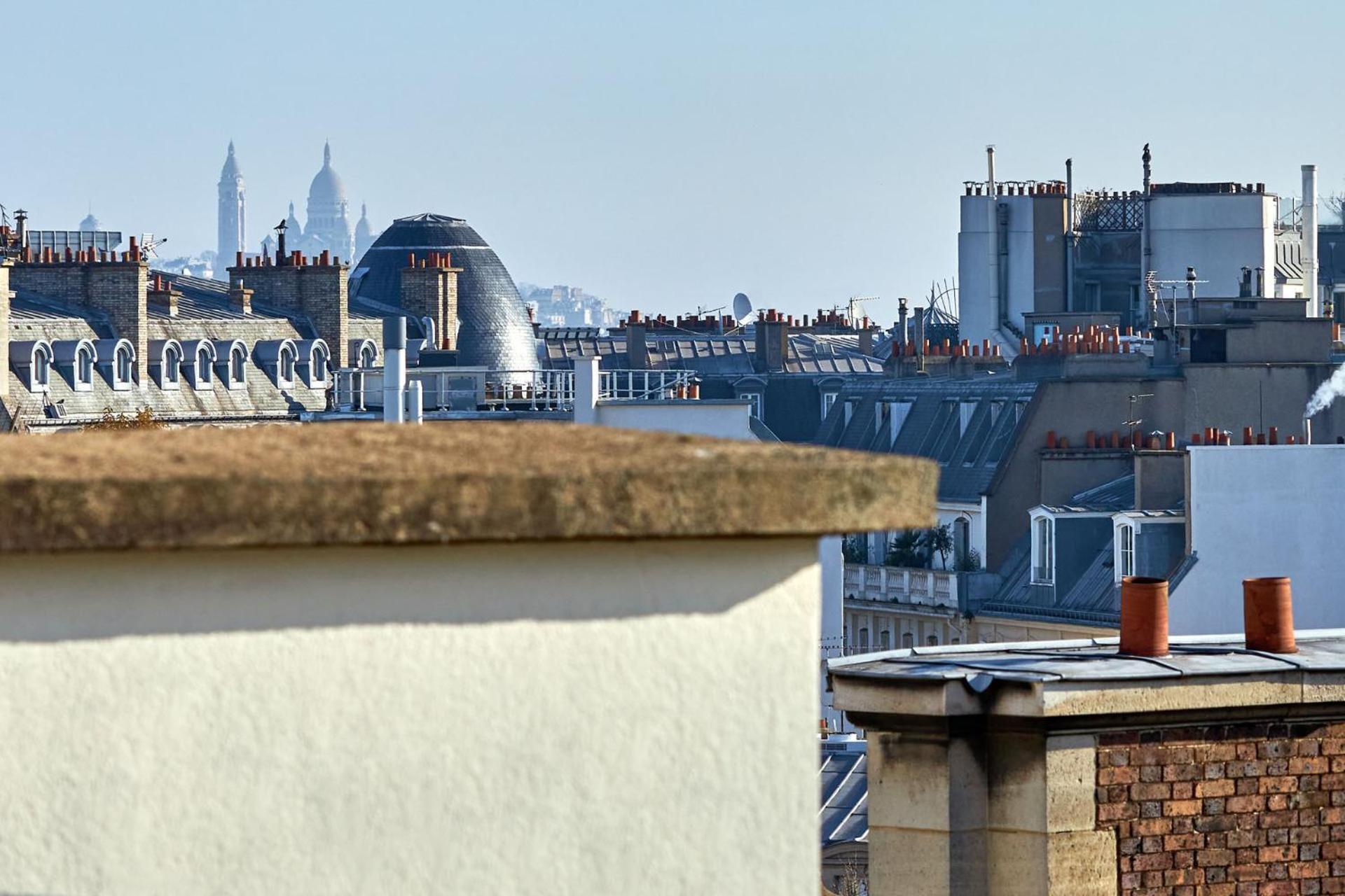 Eiffel Tower Terrace Suite