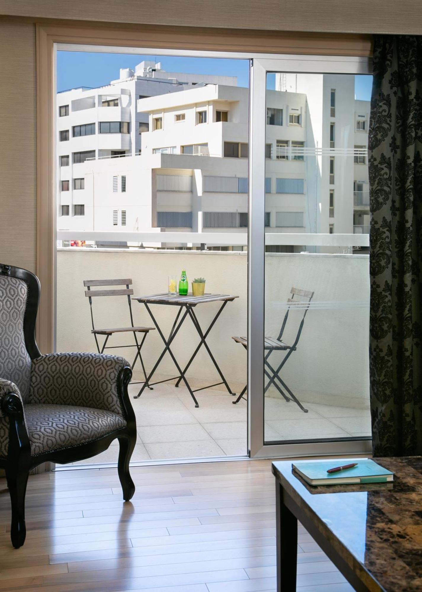 Executive Double or Twin Room,1557499651:JPEG