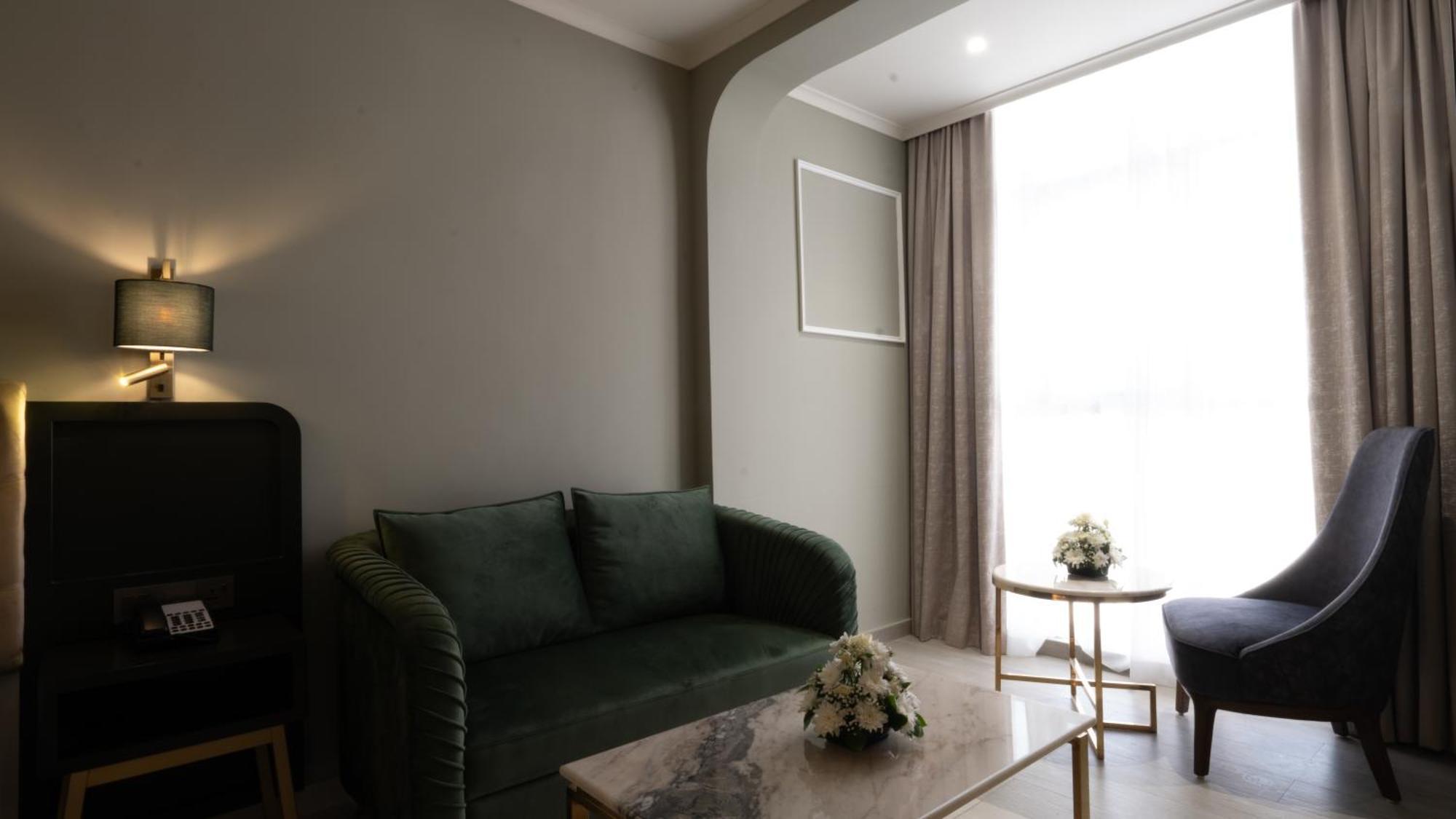 Executive Suite