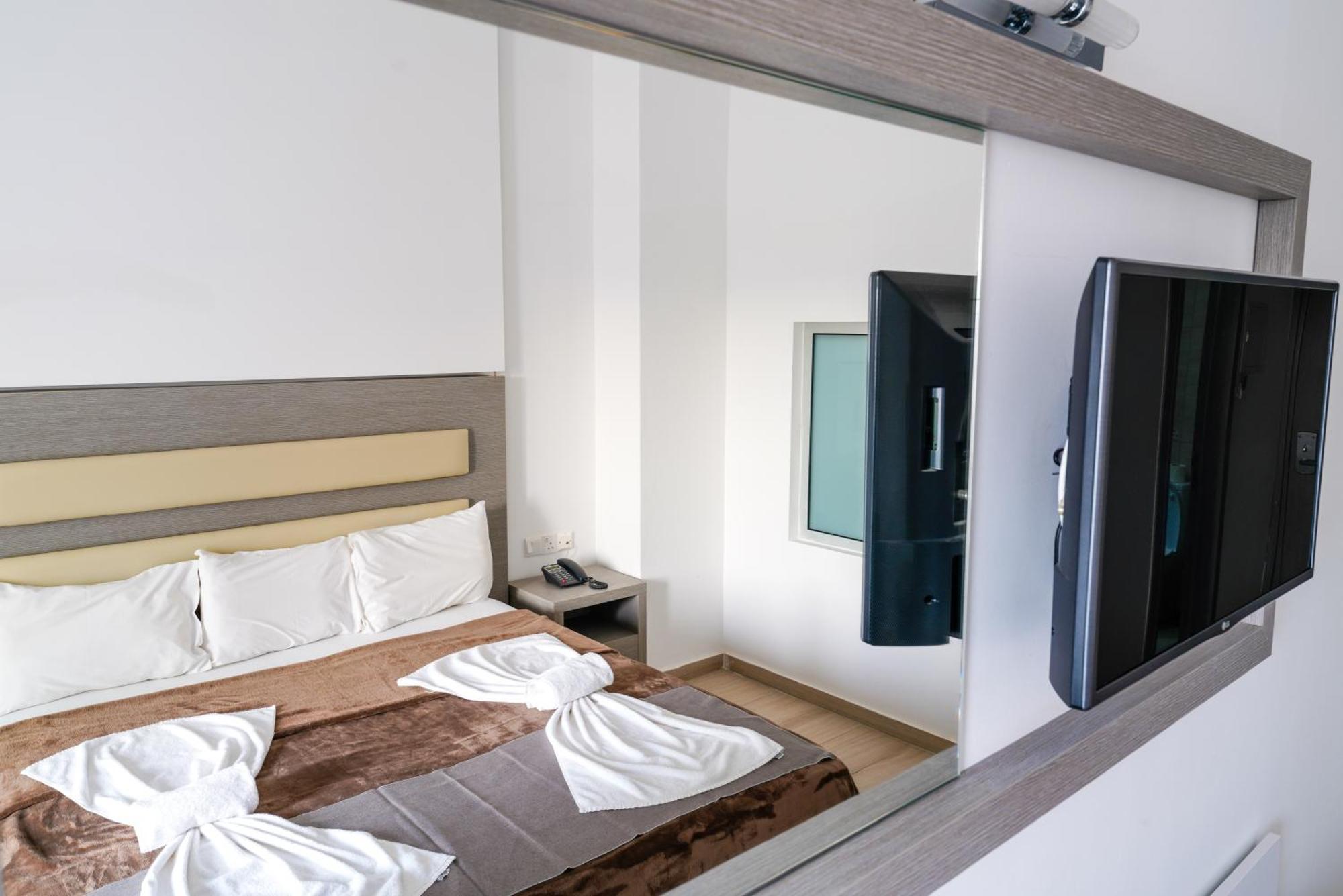 Double or Twin Room Pool View