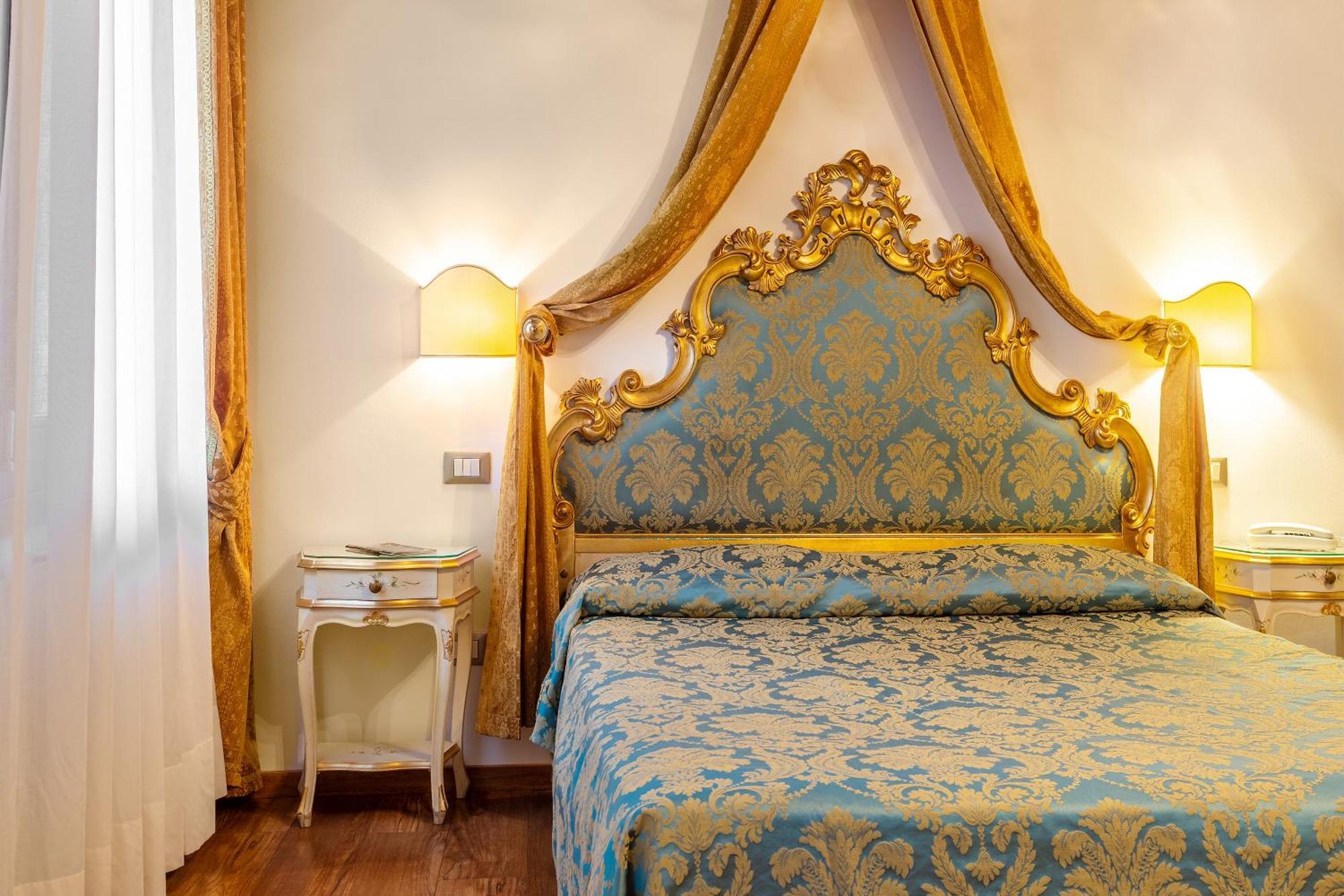 Classic Double Room,1558569172:JPEG