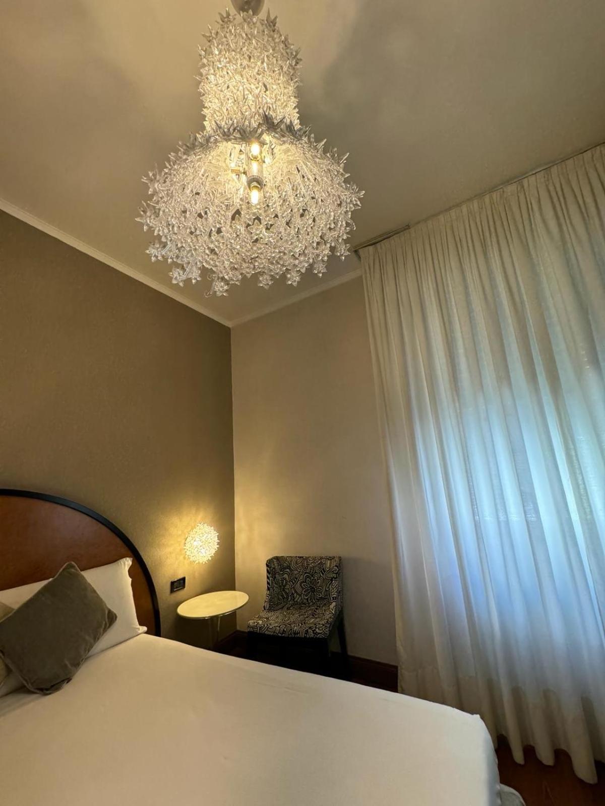 Double Room,1559626516:JPEG