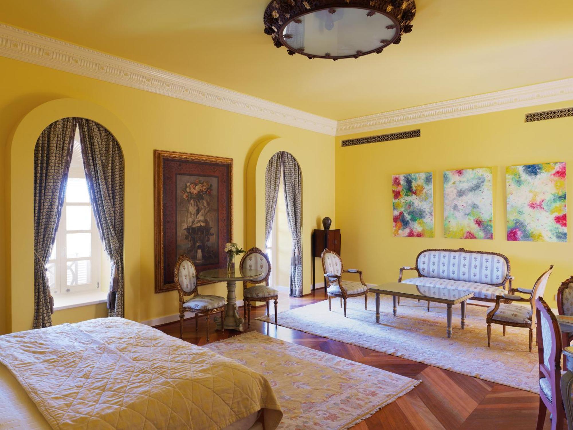 Garden View Suite