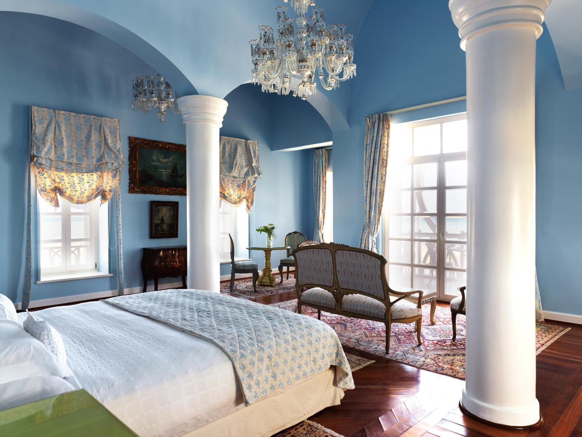 Sea View Suite