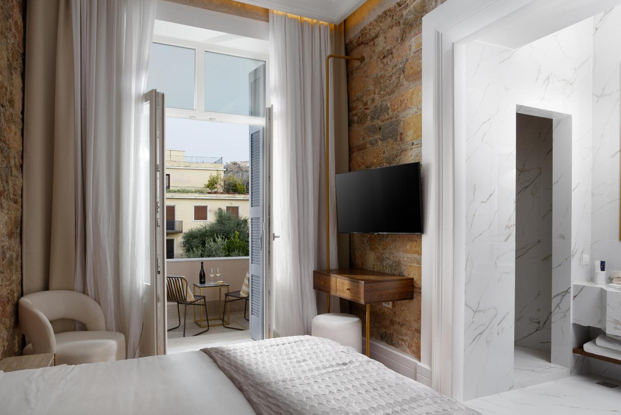 Signature Double Room – Acropolis View