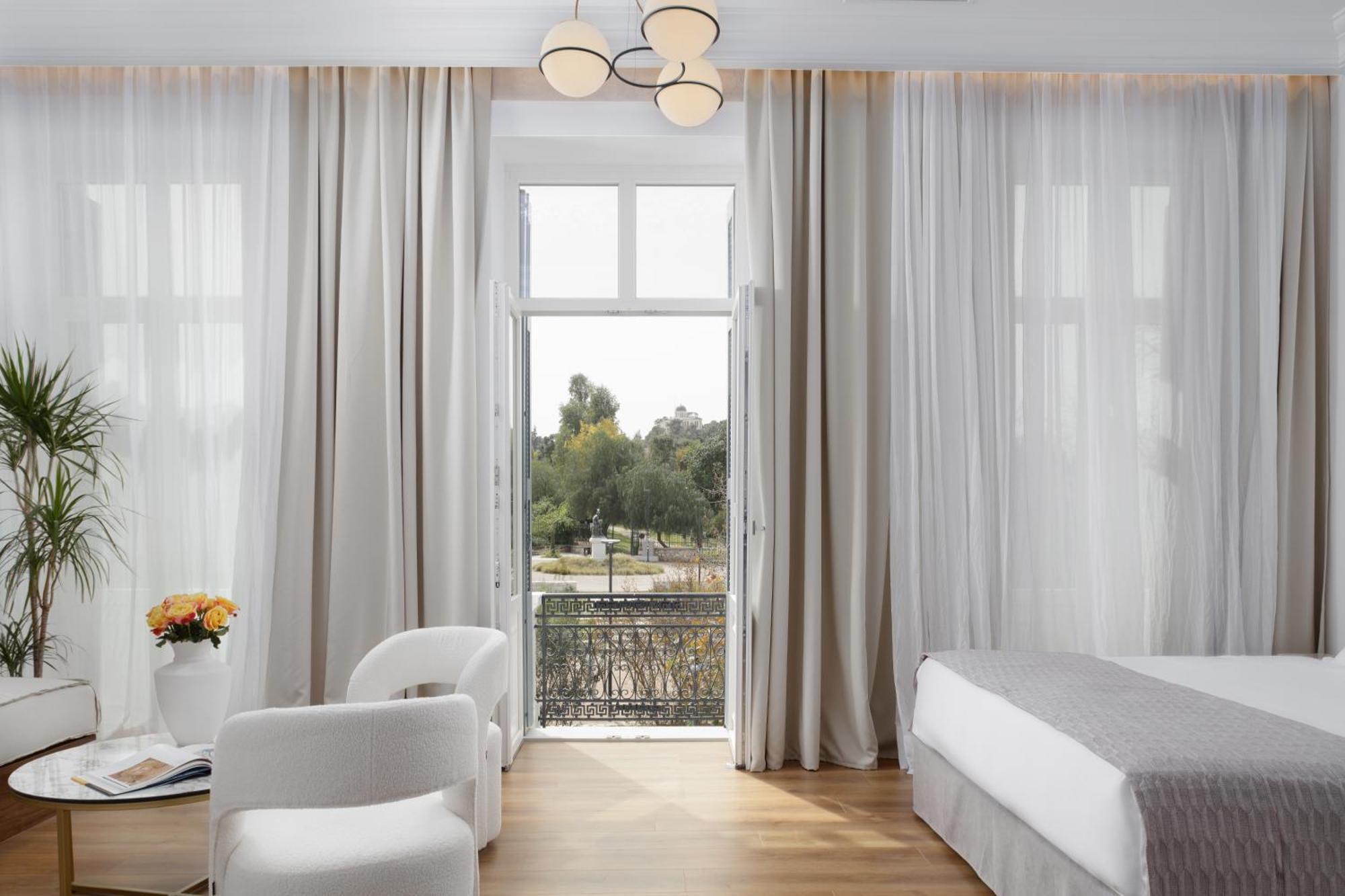 Junior Suite Acropolis View