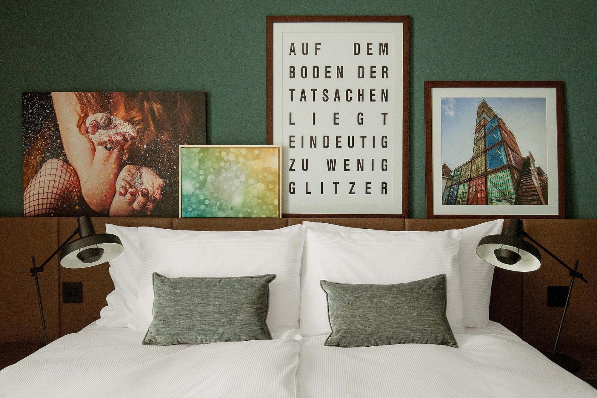 Classic King or Twin Room