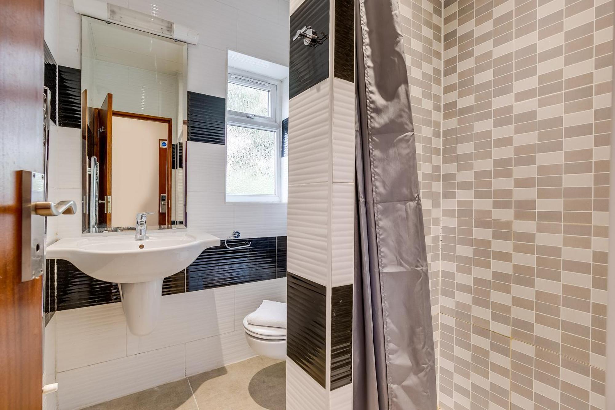 Double Room,1572650093:JPEG