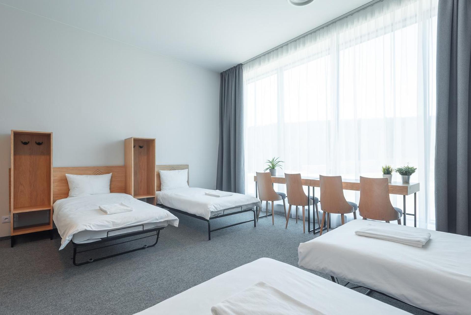 Koedukacyjny pokój wieloosobowy