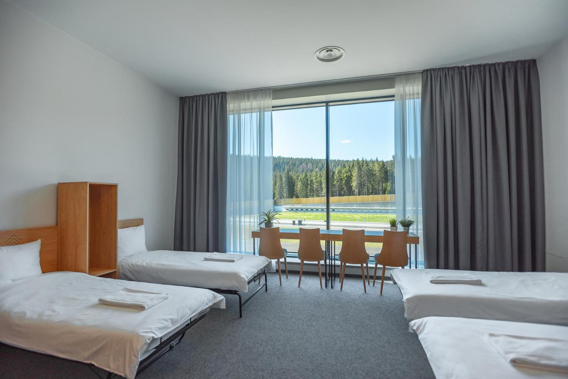 Koedukacyjny pokój wieloosobowy