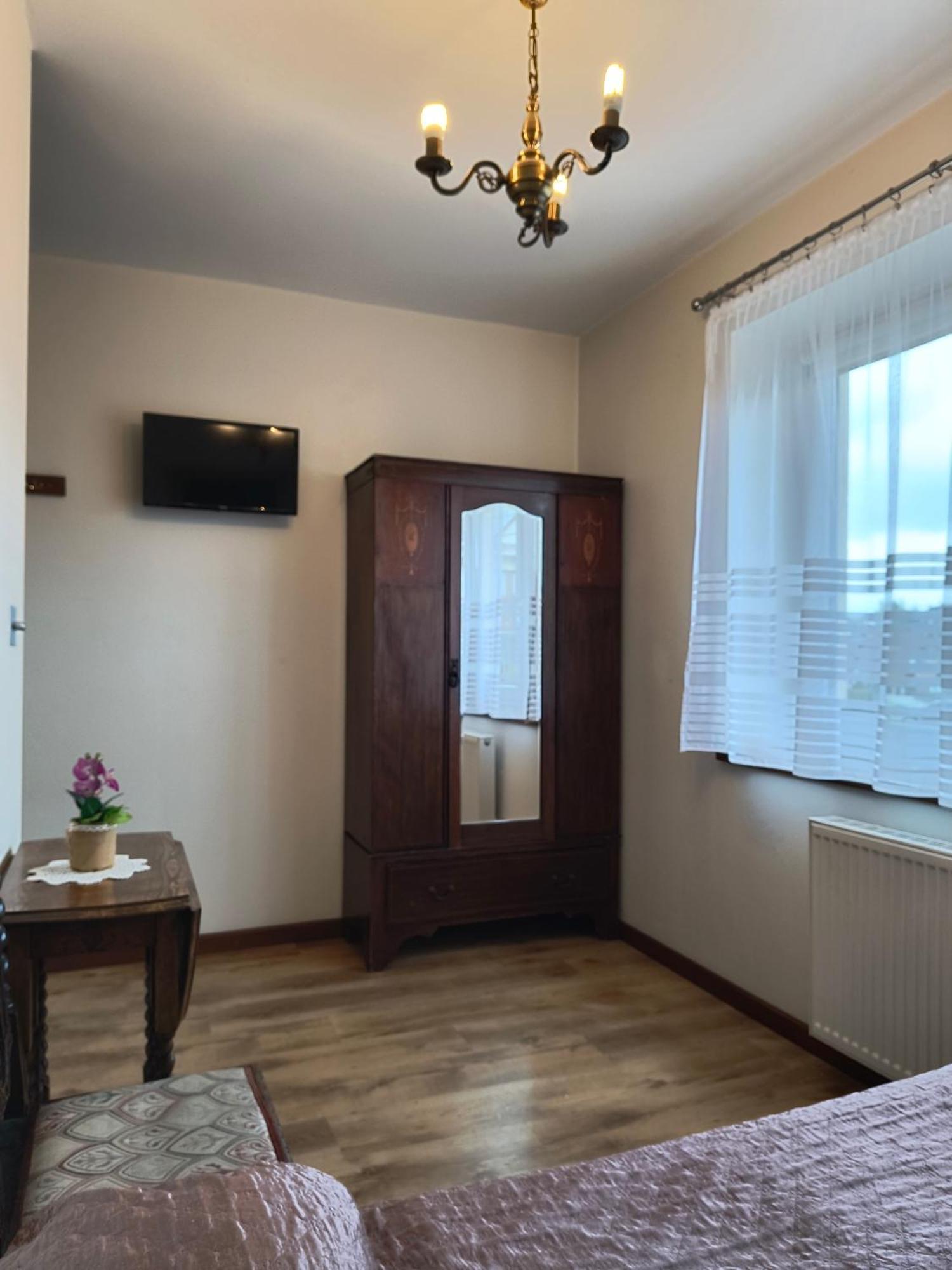 Single Room,1578428744:JPEG