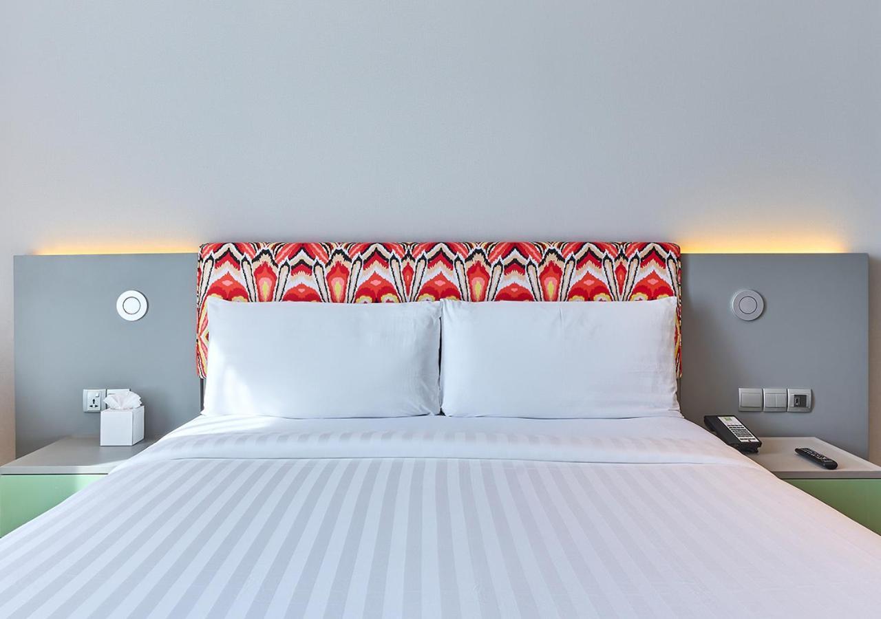 Standard Double Room - City Side,1580217541:JPEG