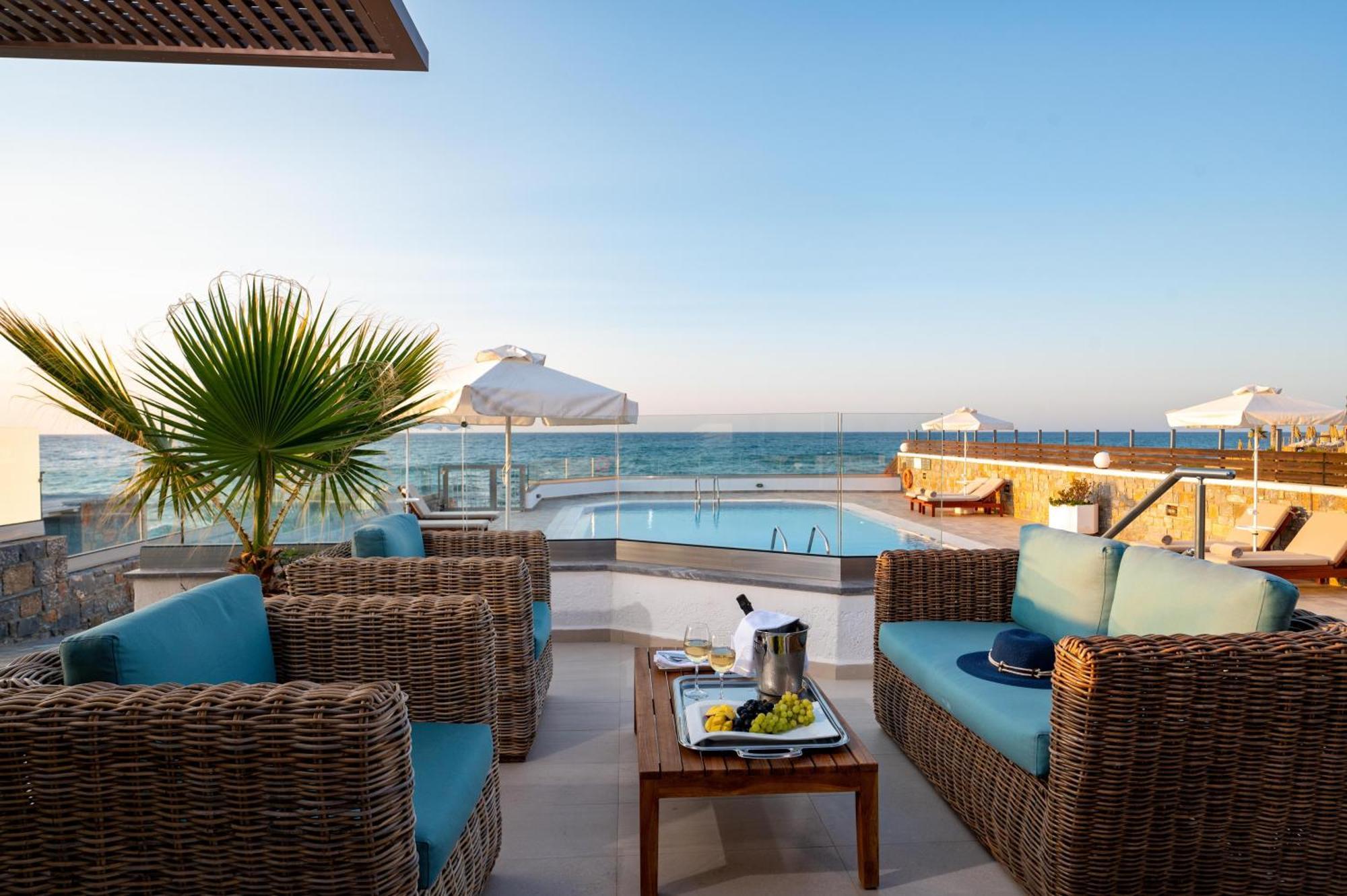 Dream Villa Athena-2 bedrooms Beach Front private pool