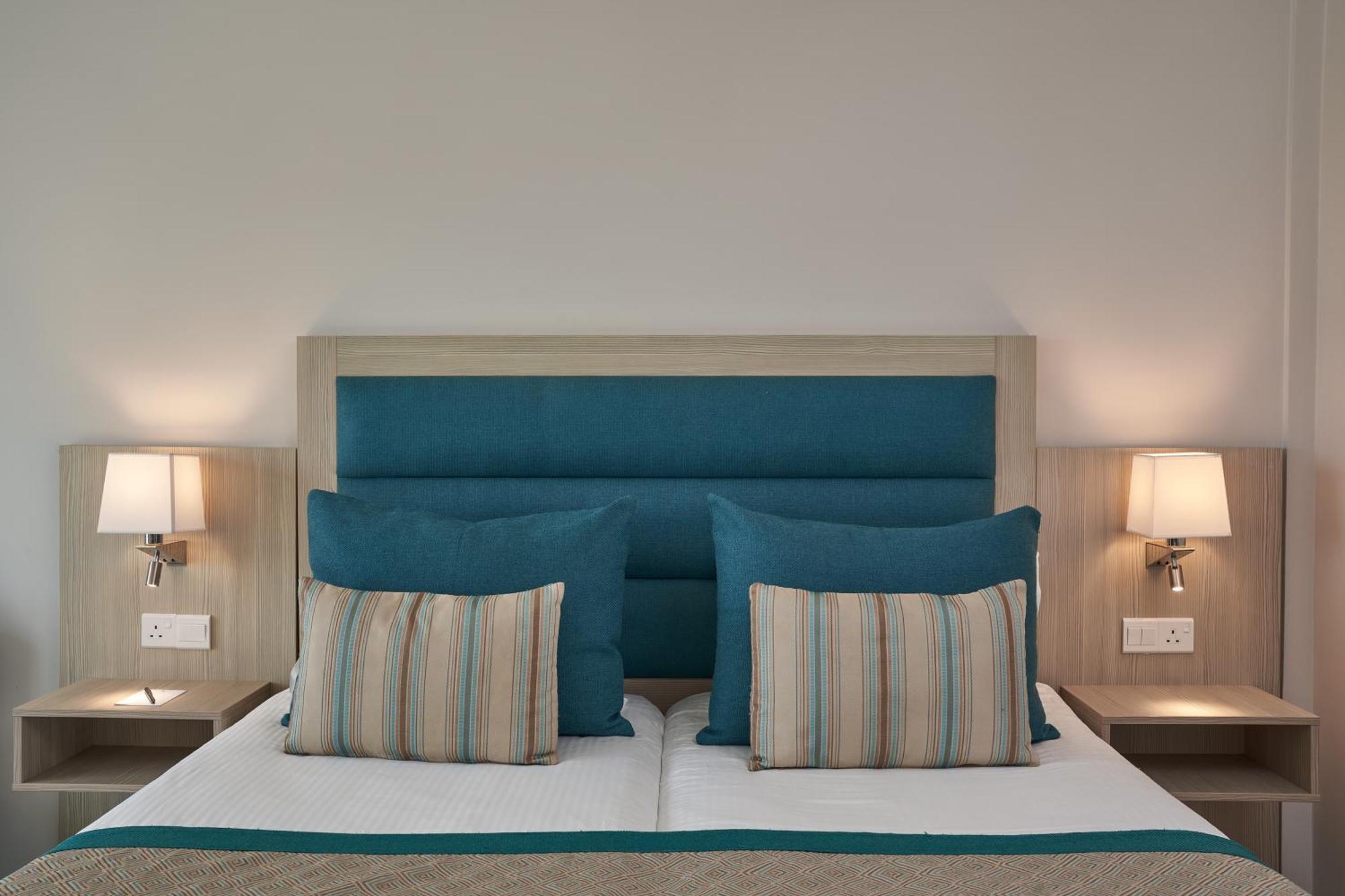 Twin or Double Room Pool View