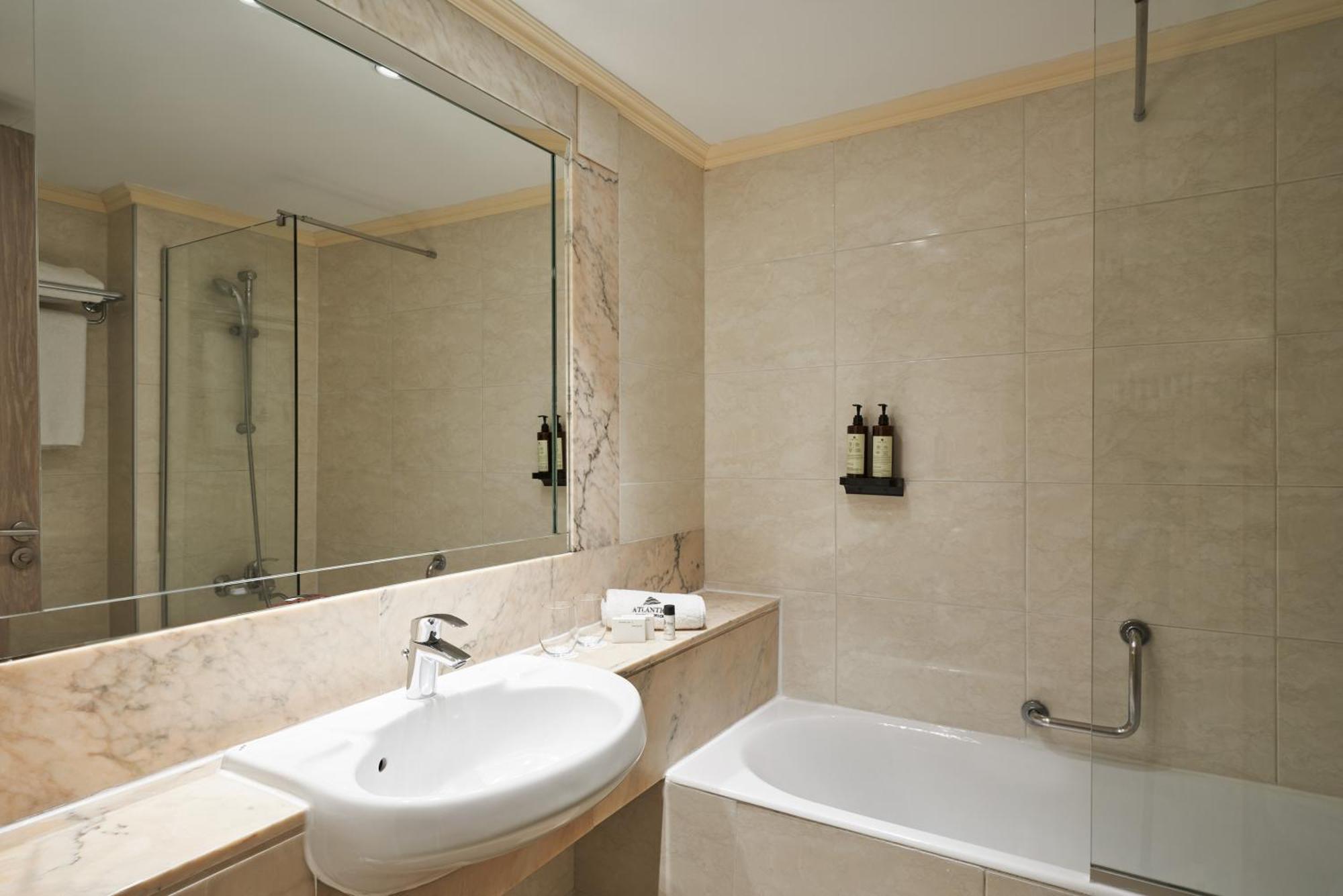 Twin or Double Room Pool View