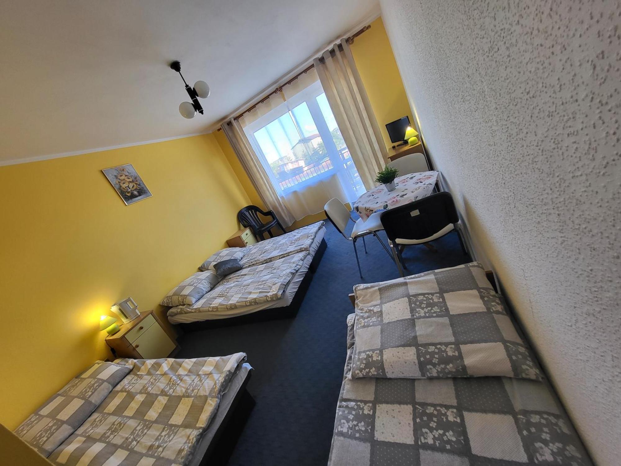 Pokój Czteroosobowy z balkonem
