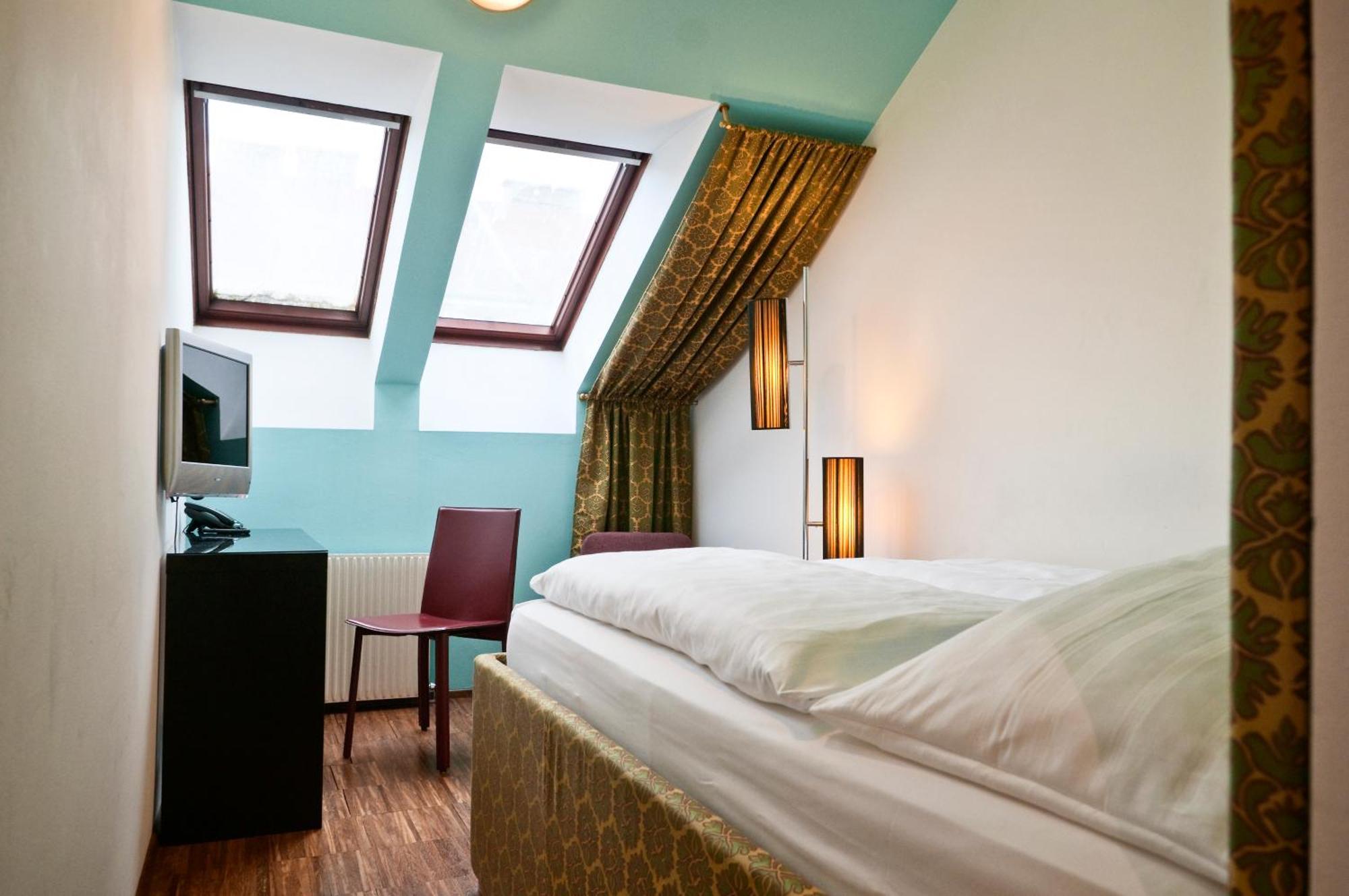 Superior Single Room
