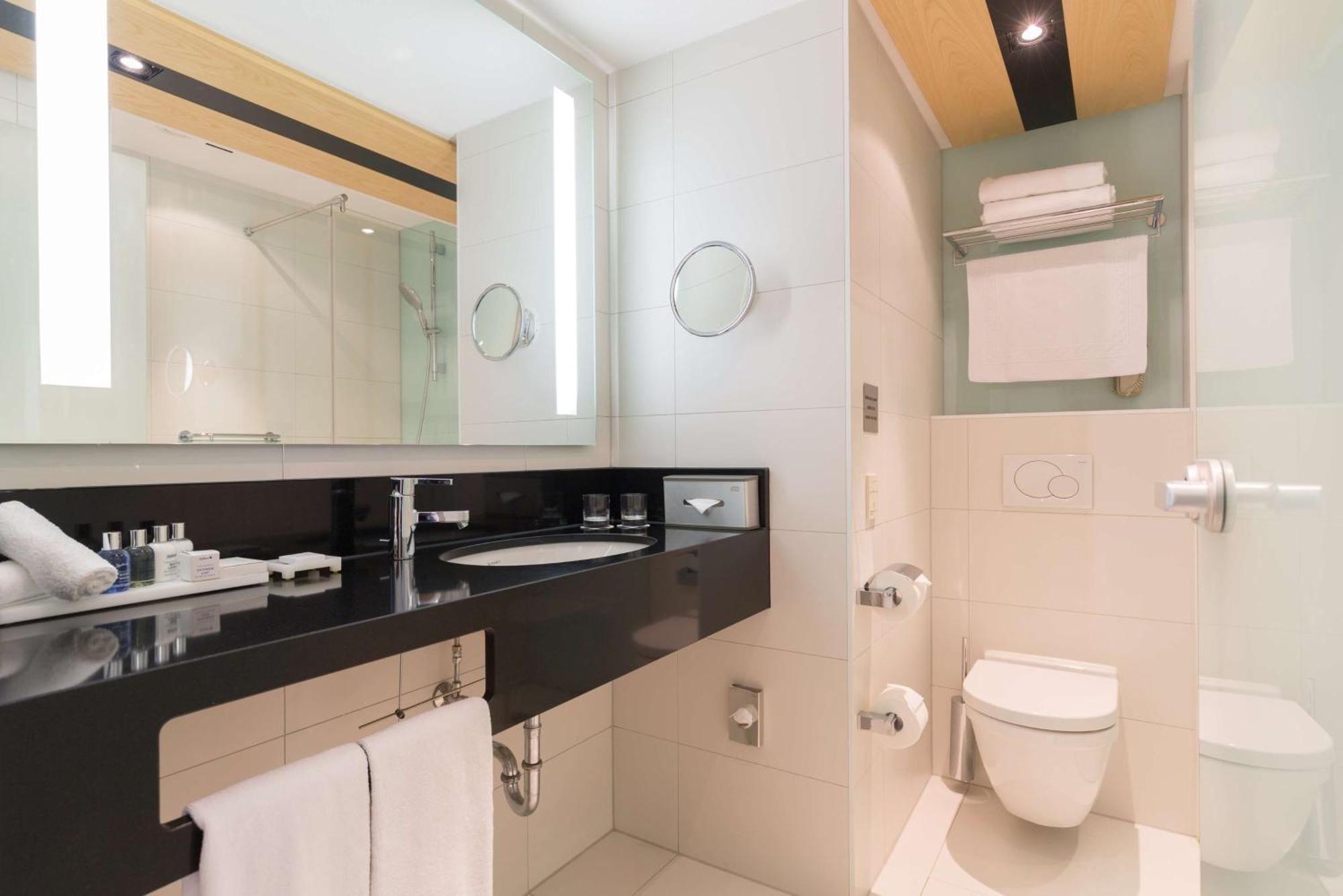 Premium Double or Twin Room Canal View