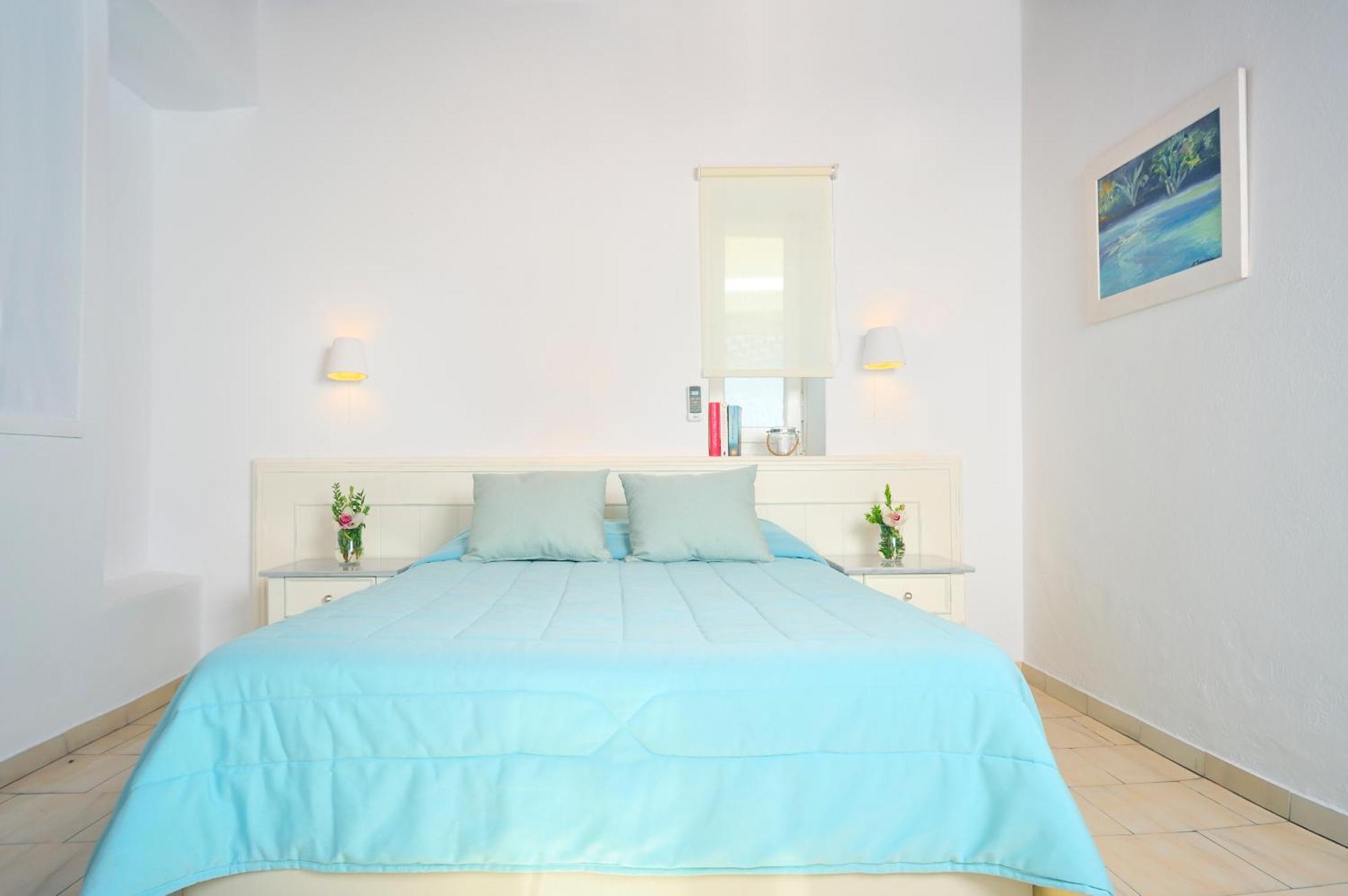Double or Twin Room Sea View