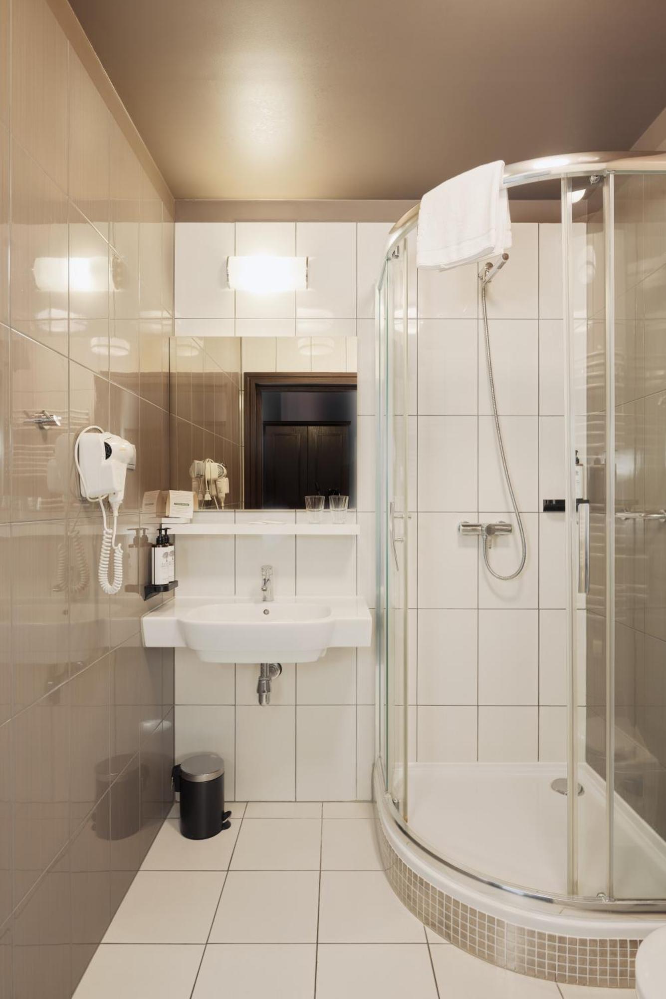 Junior Suite,1626372188:JPEG