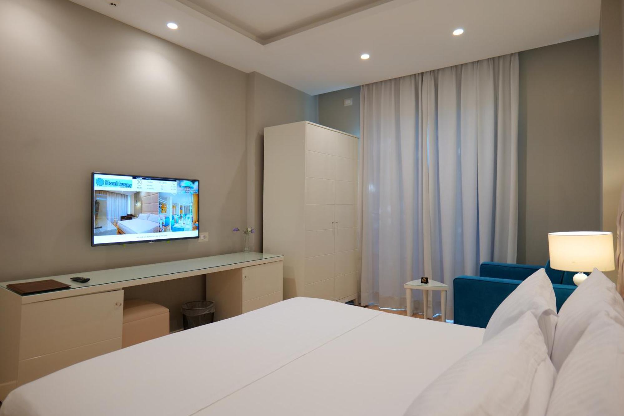 Double or Twin Room Balcony
