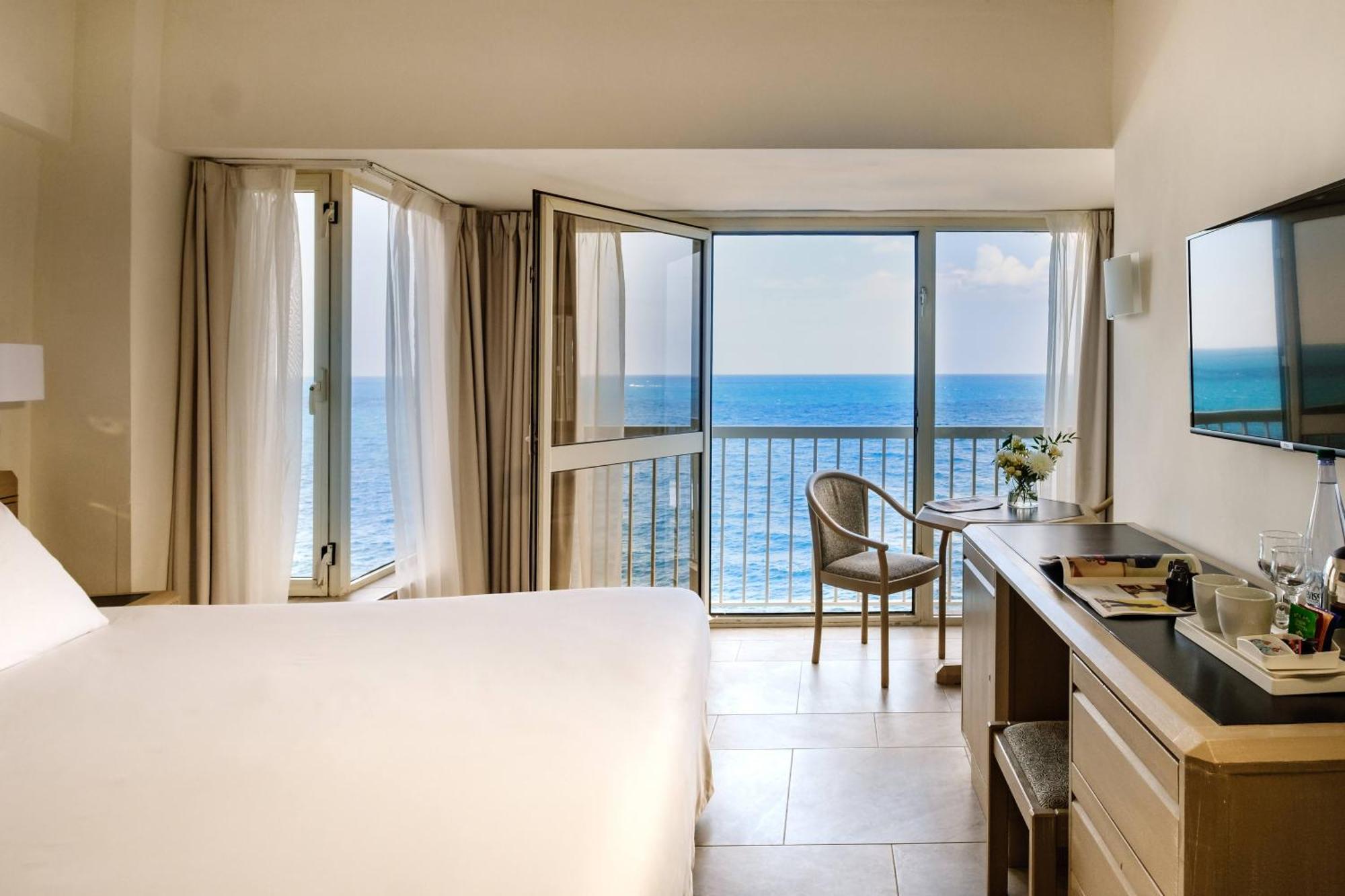 Standard Double or Twin Room Sea View