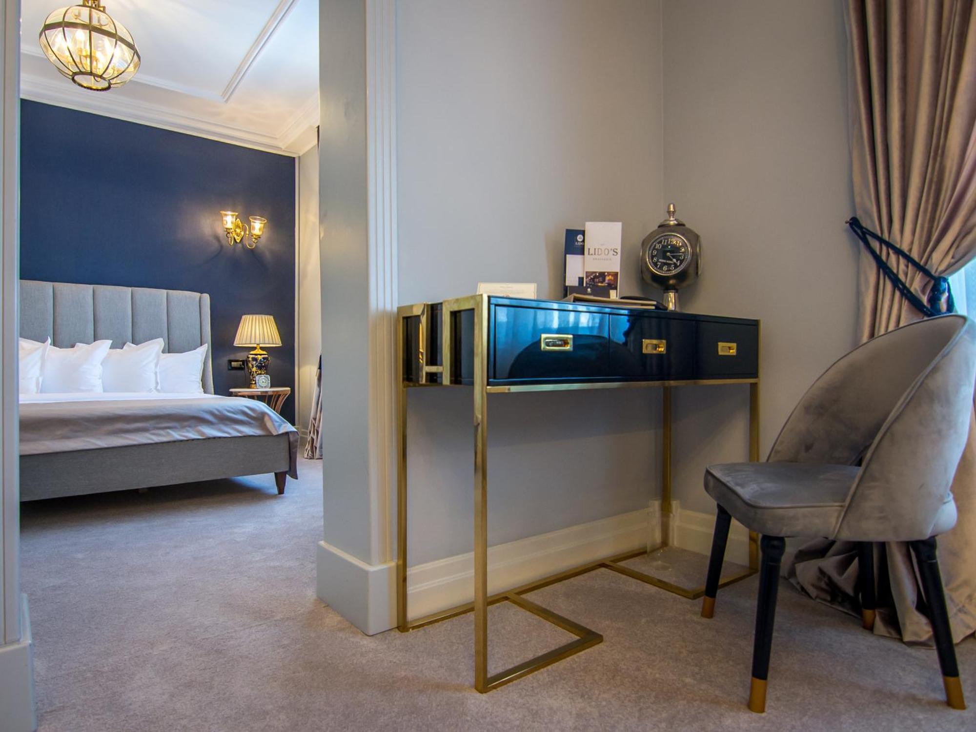 Executive Suite