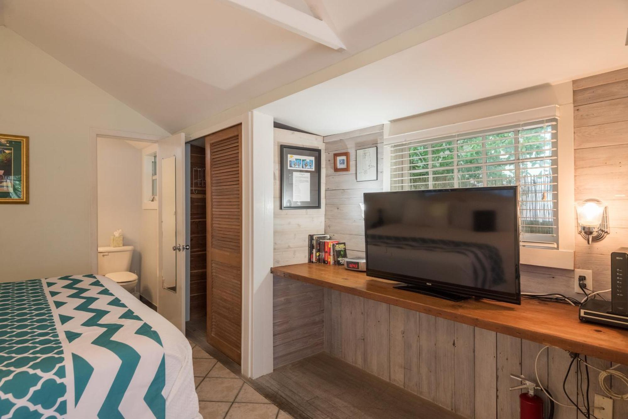 Bed 10-Bed Mixed Dormitory Room