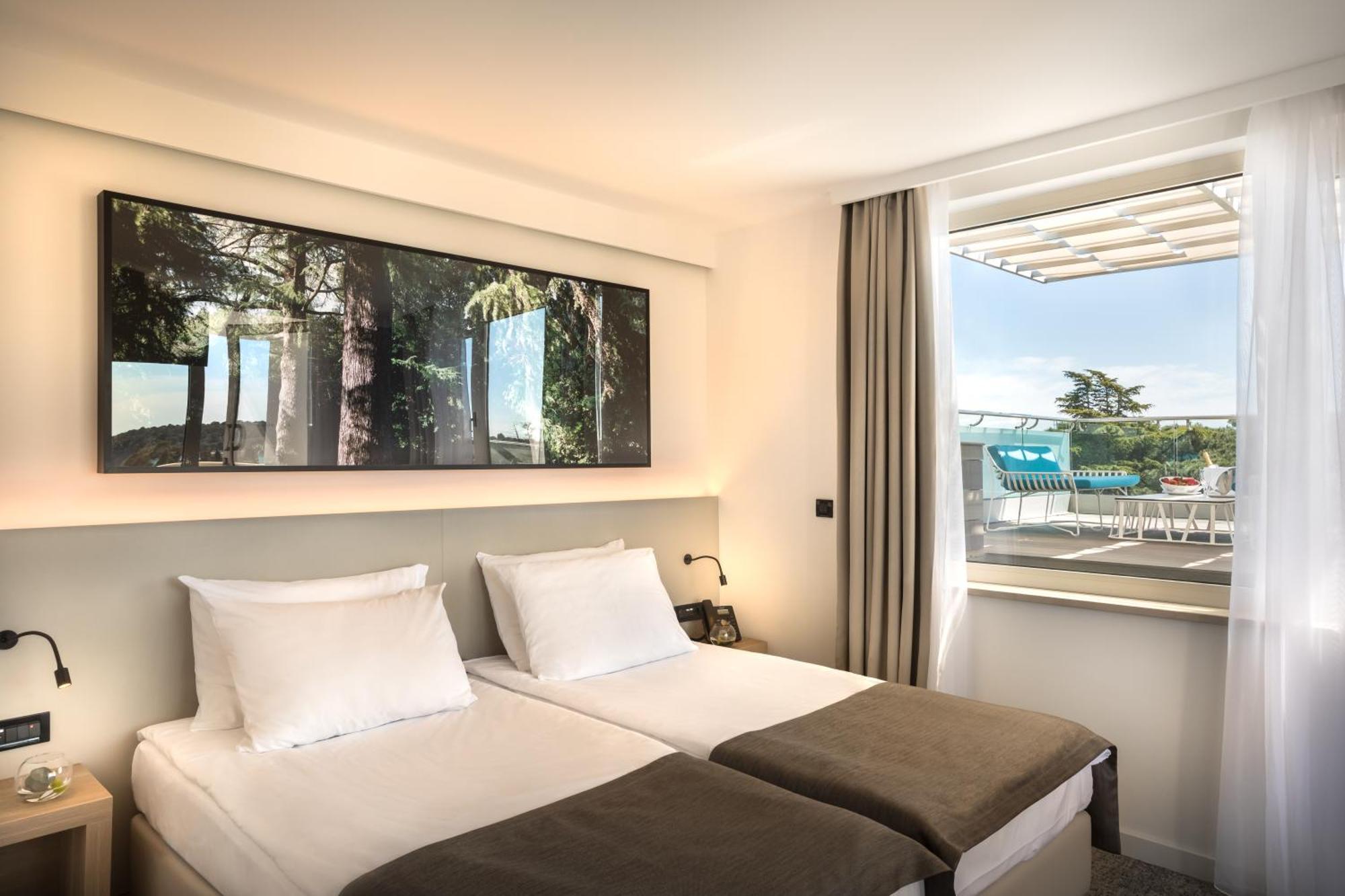 Deluxe Suite Eden