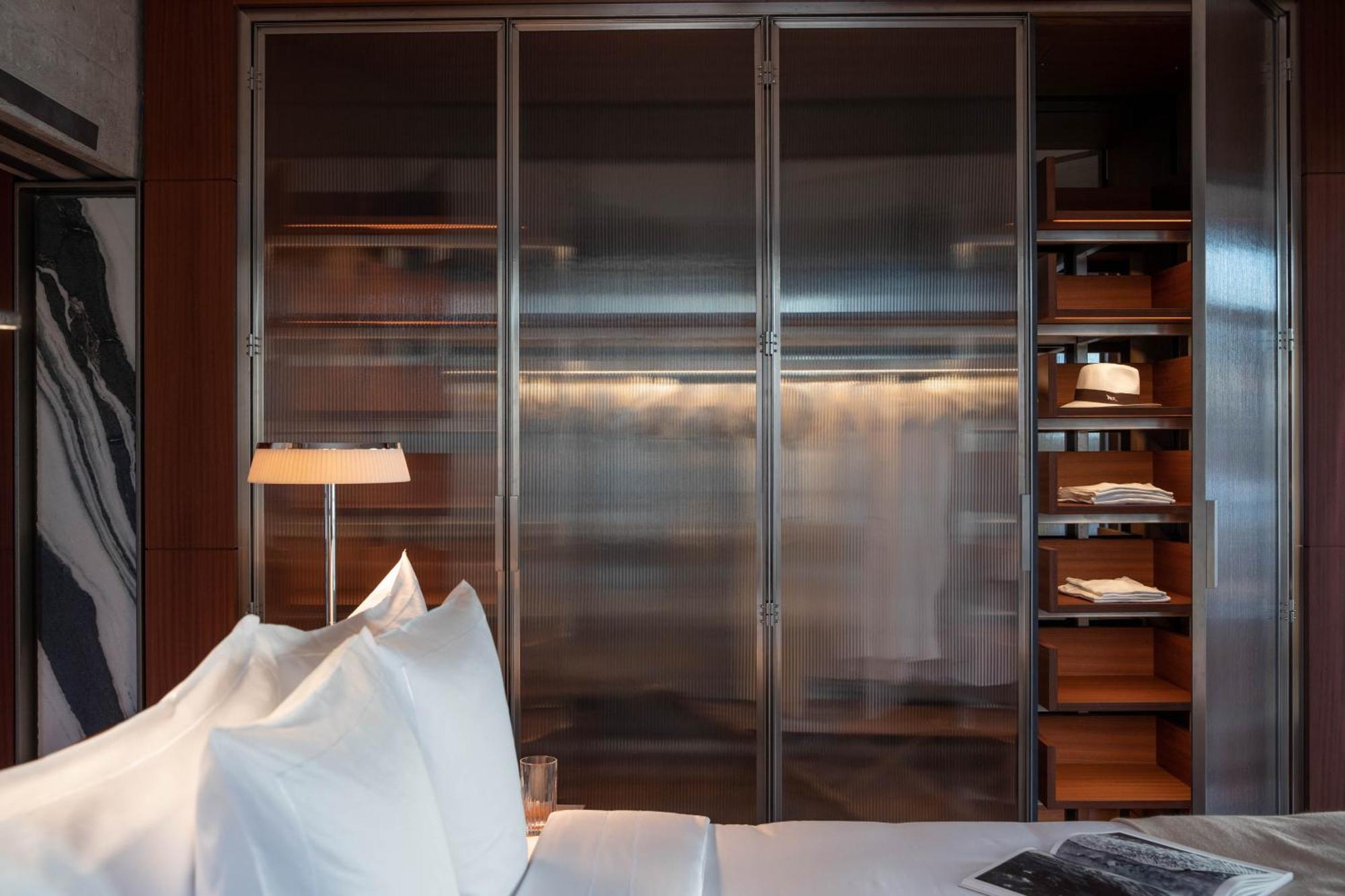 Eden Suite